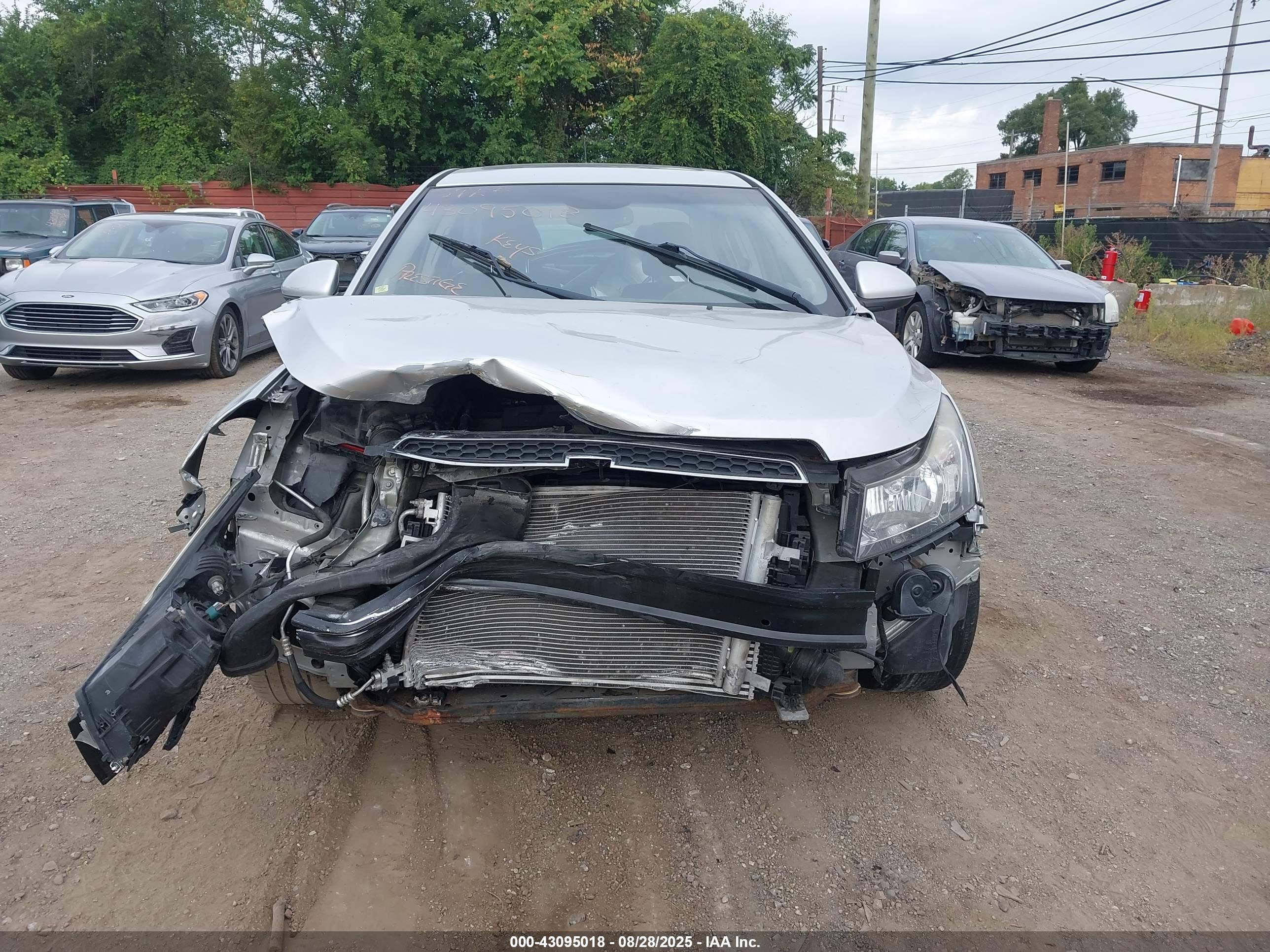 CHEVROLET CRUZE image 6