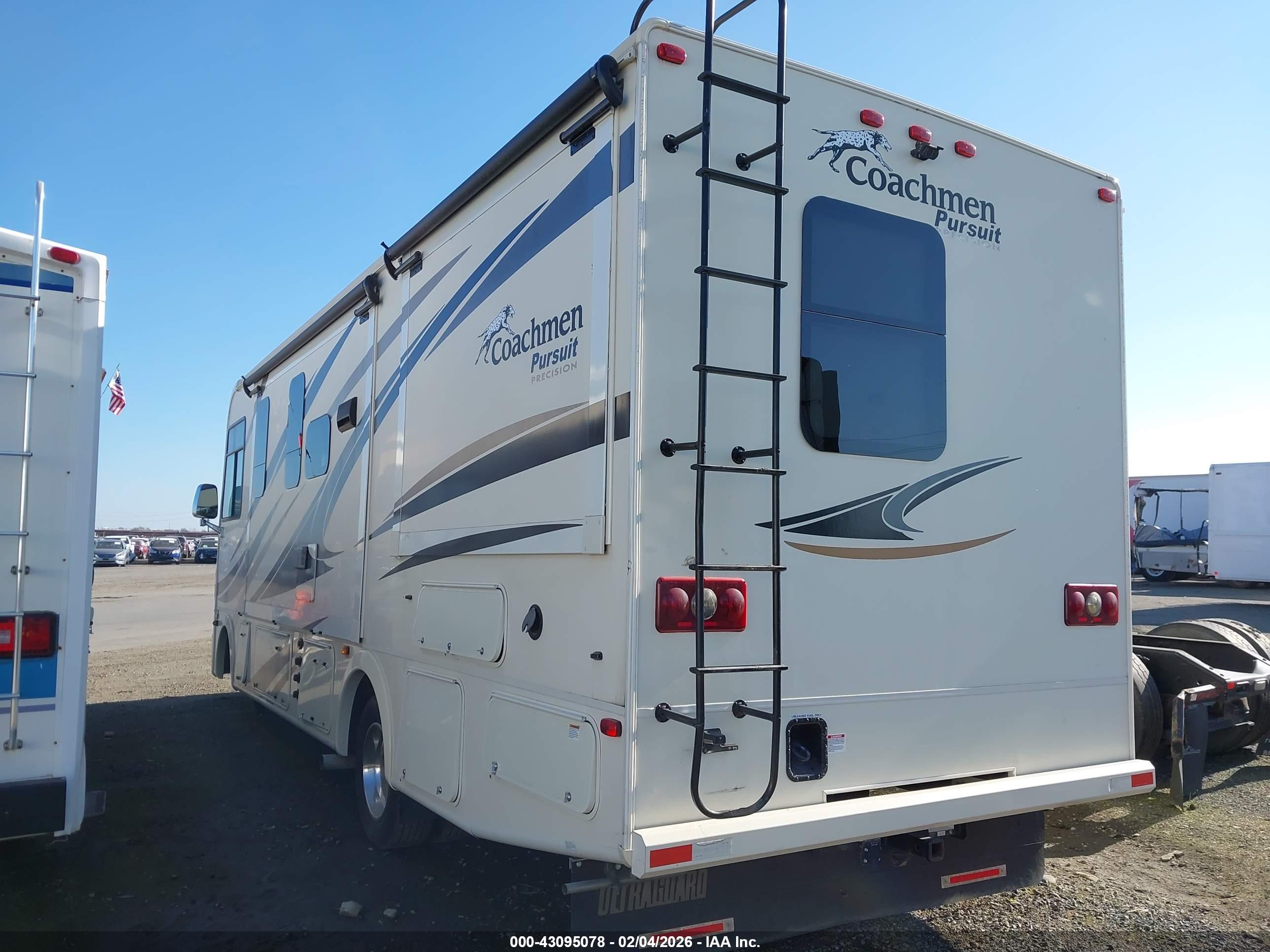 FORD F53 image 3
