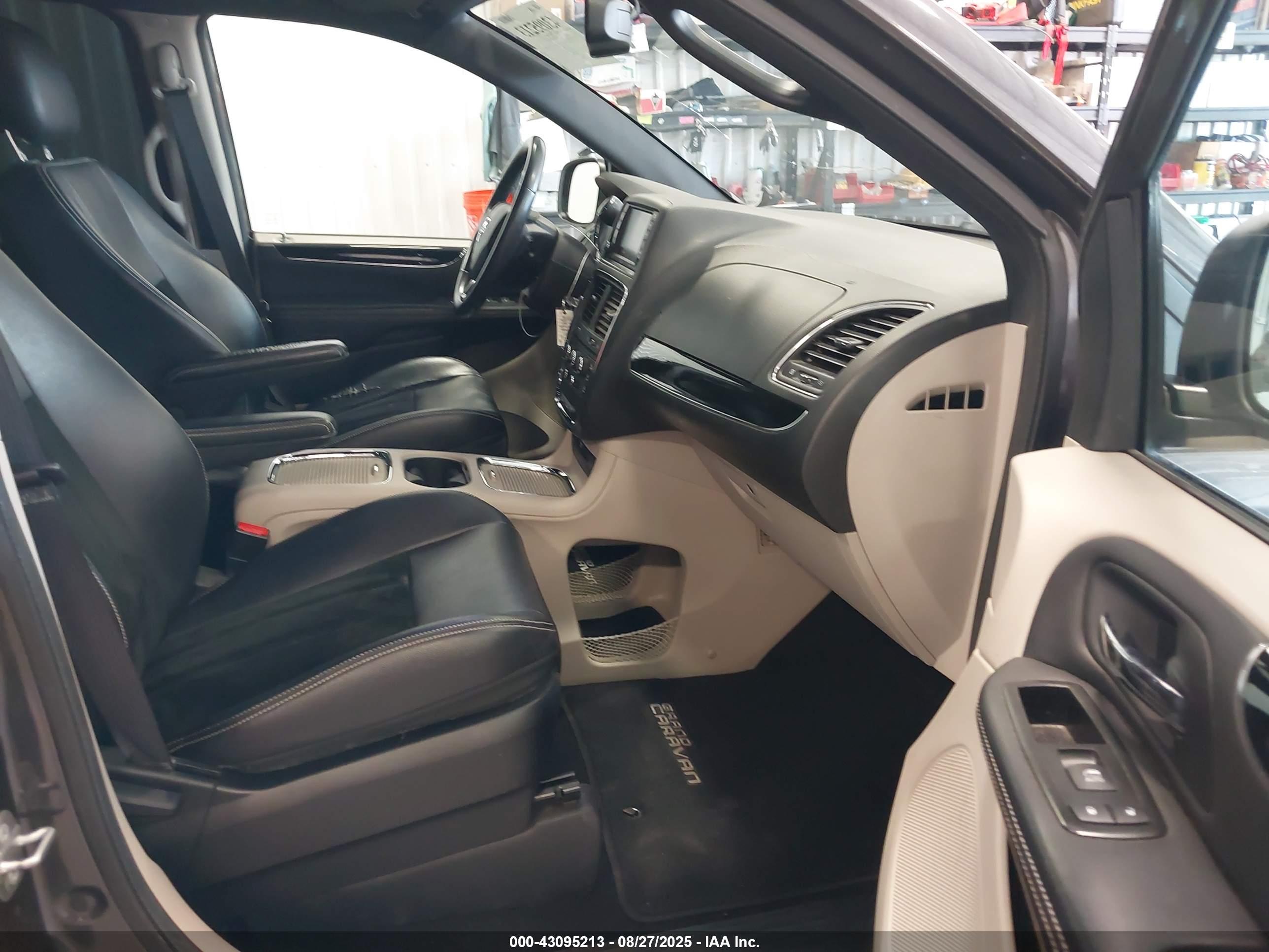 DODGE GRAND image 5