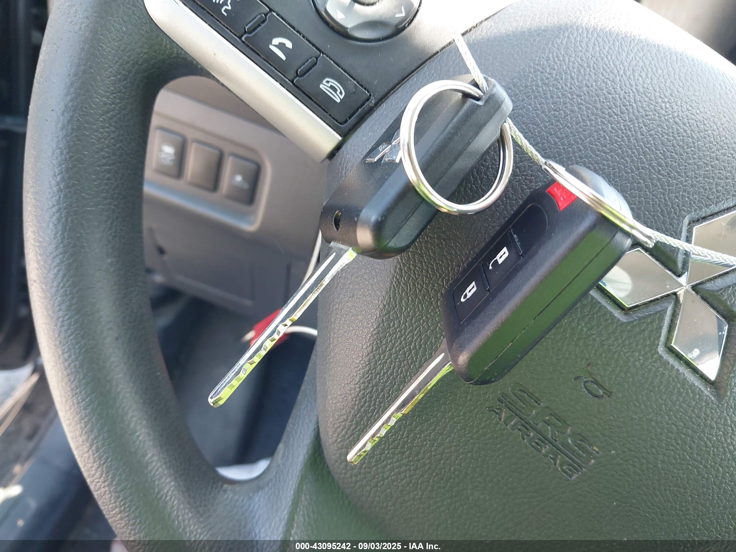 MITSUBISHI MIRAGE image 11