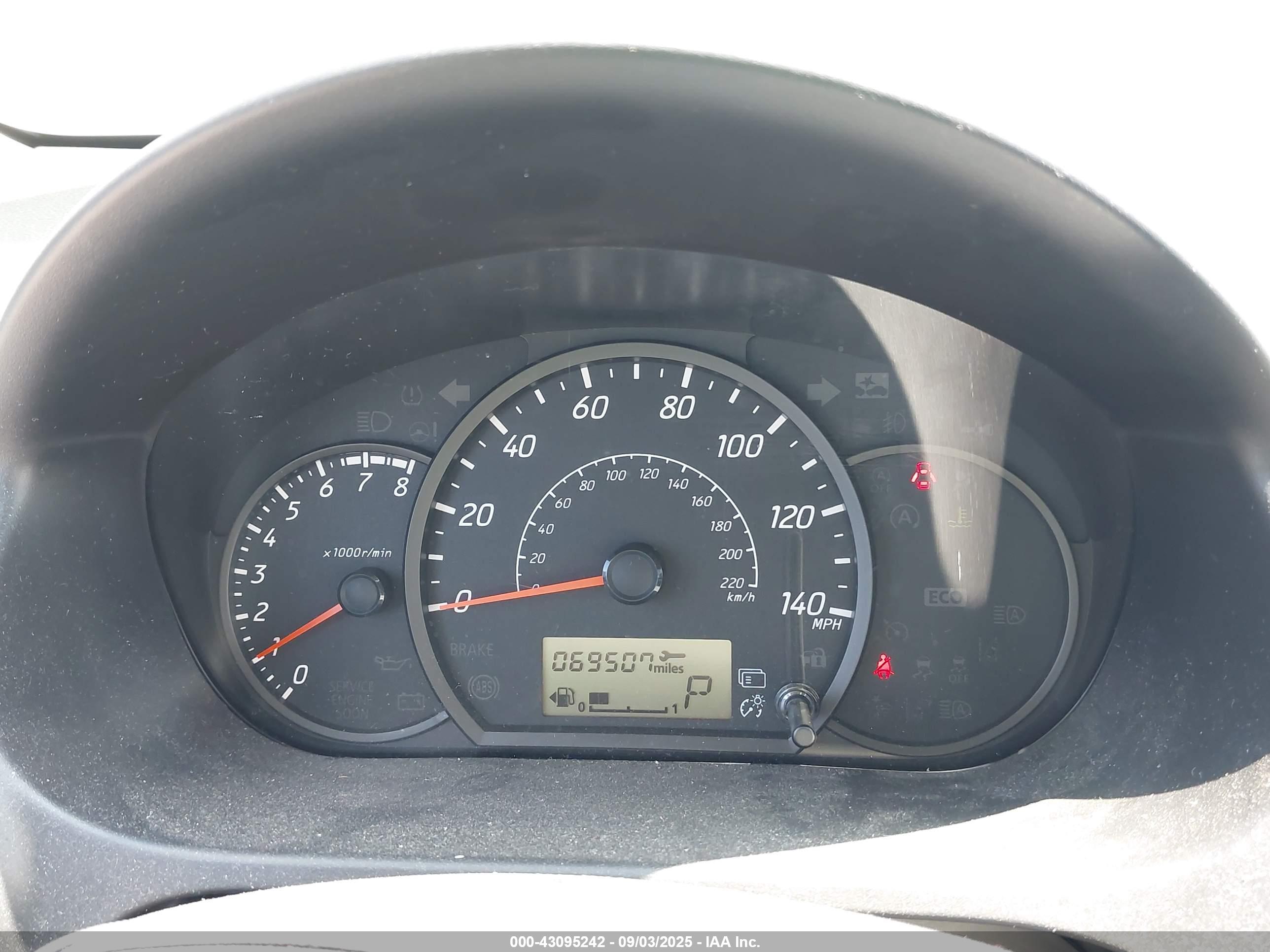 MITSUBISHI MIRAGE image 7