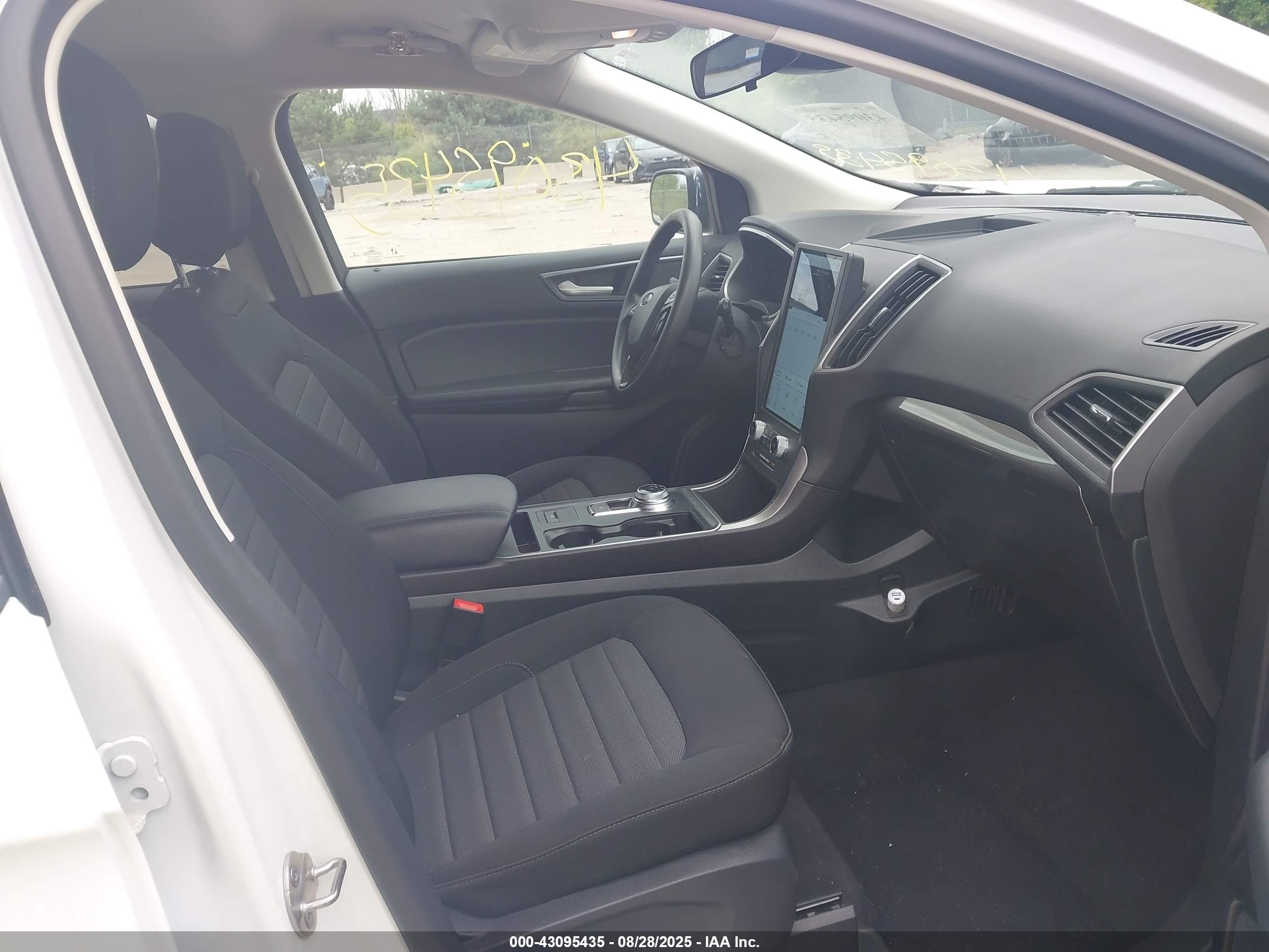 FORD EDGE image 5
