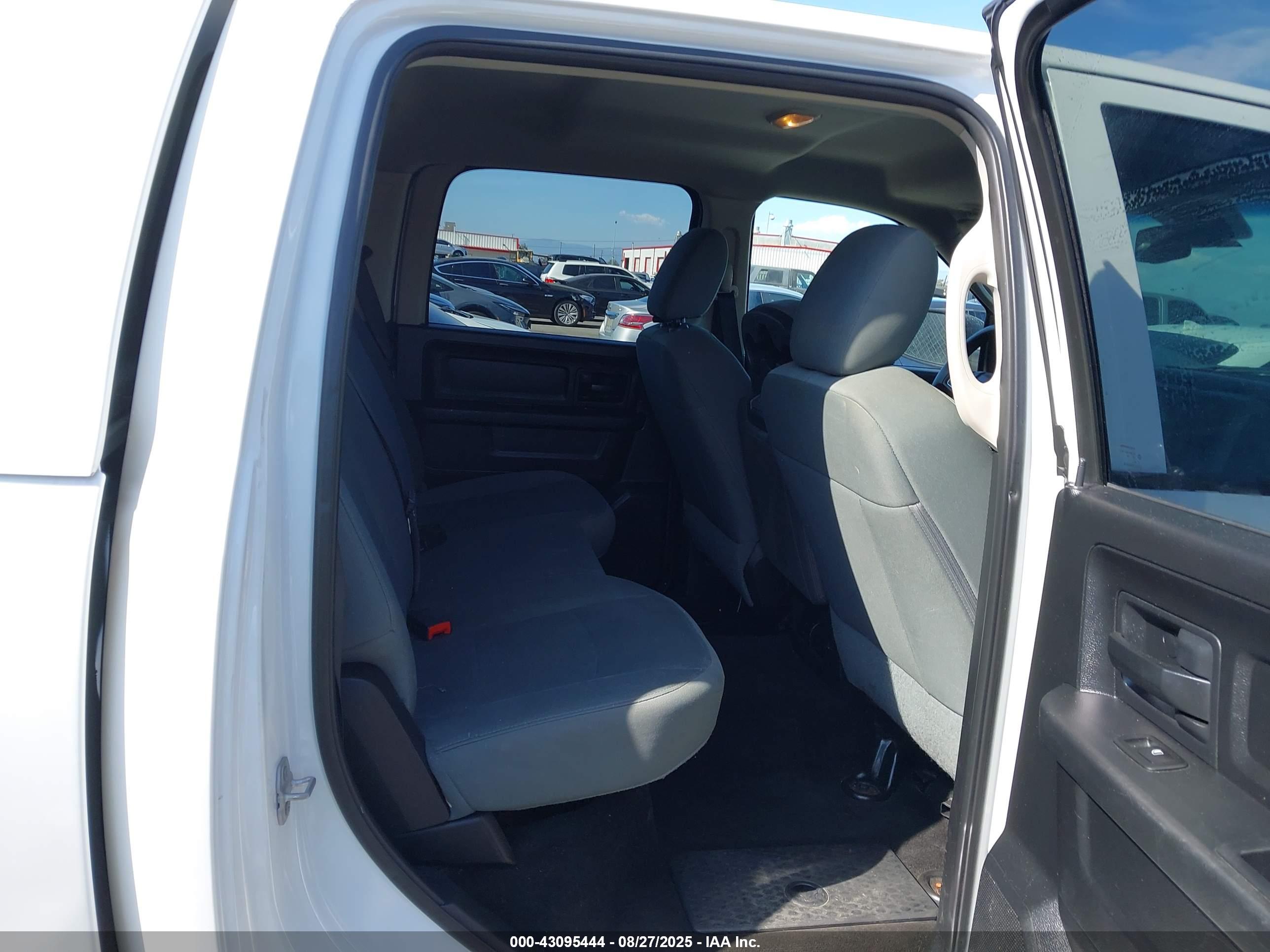 RAM 1500 image 8