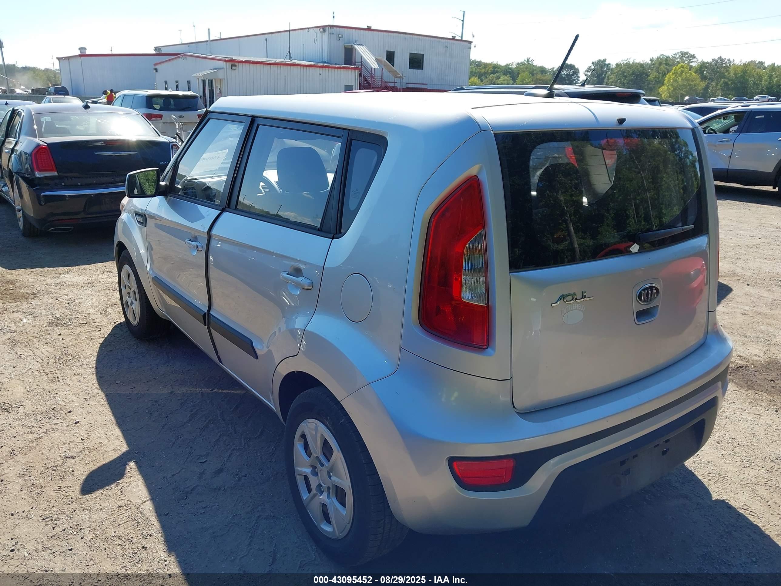 KIA SOUL image 3