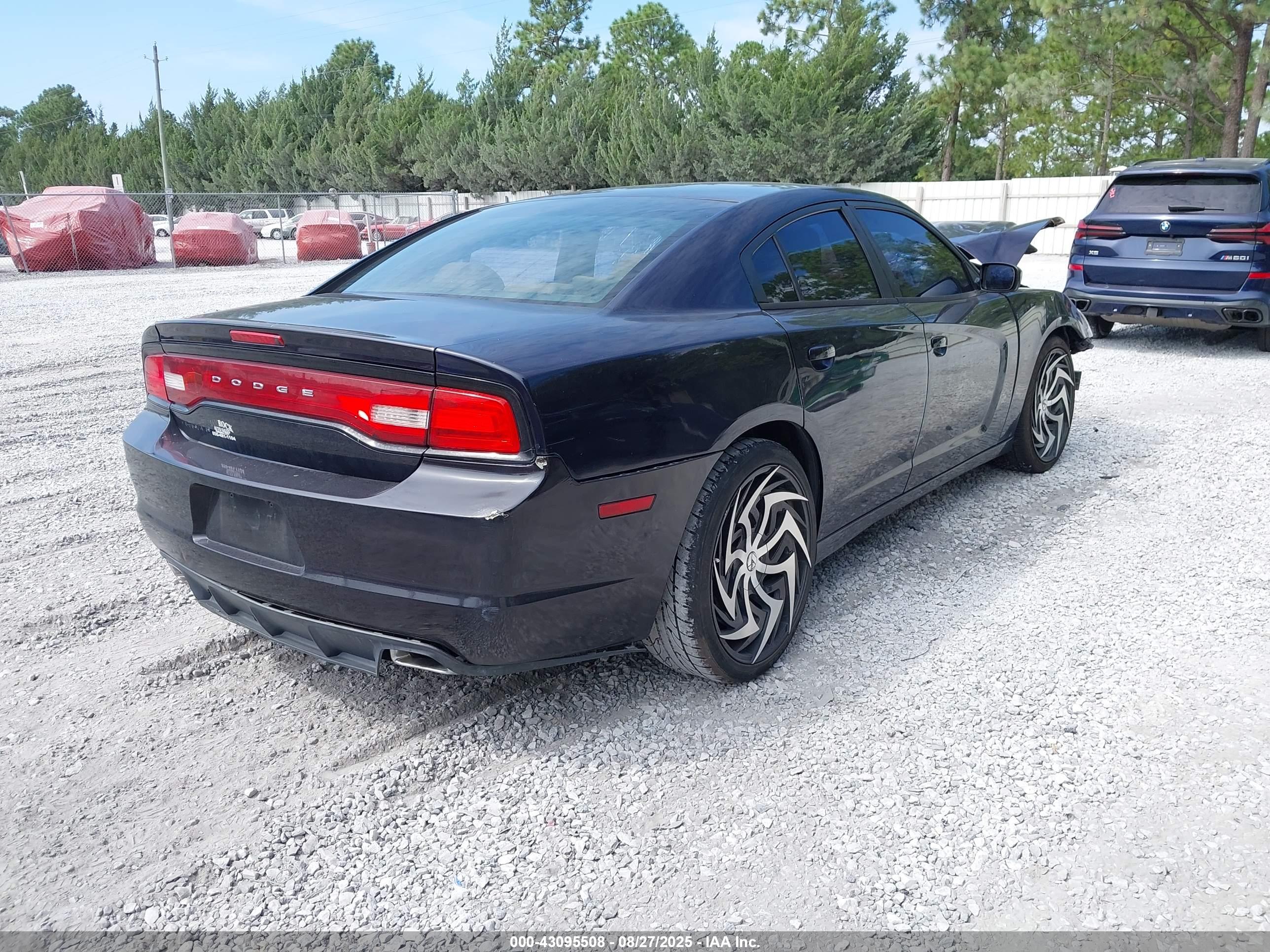 DODGE CHARGER image 4