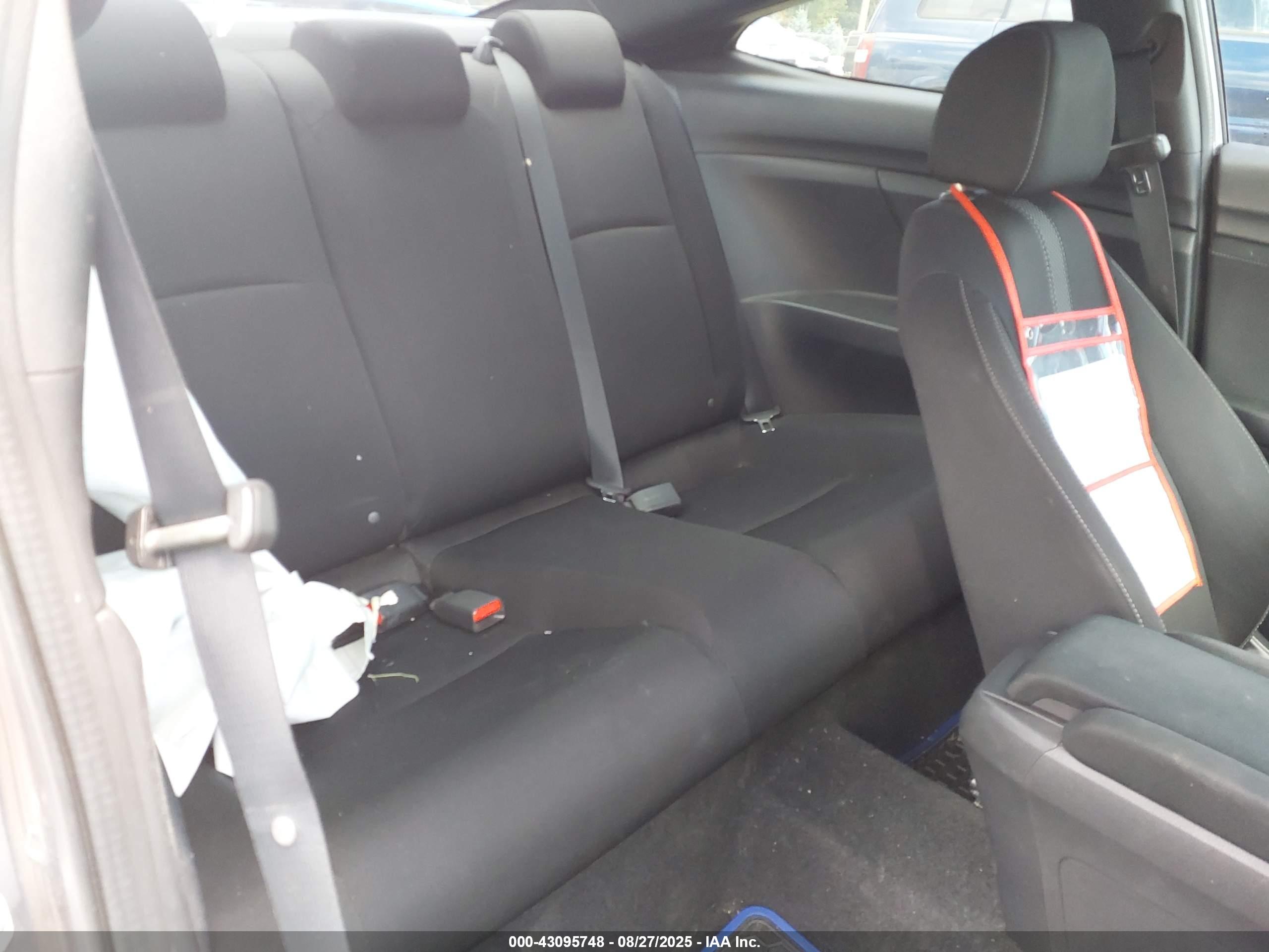 HONDA CIVIC image 8