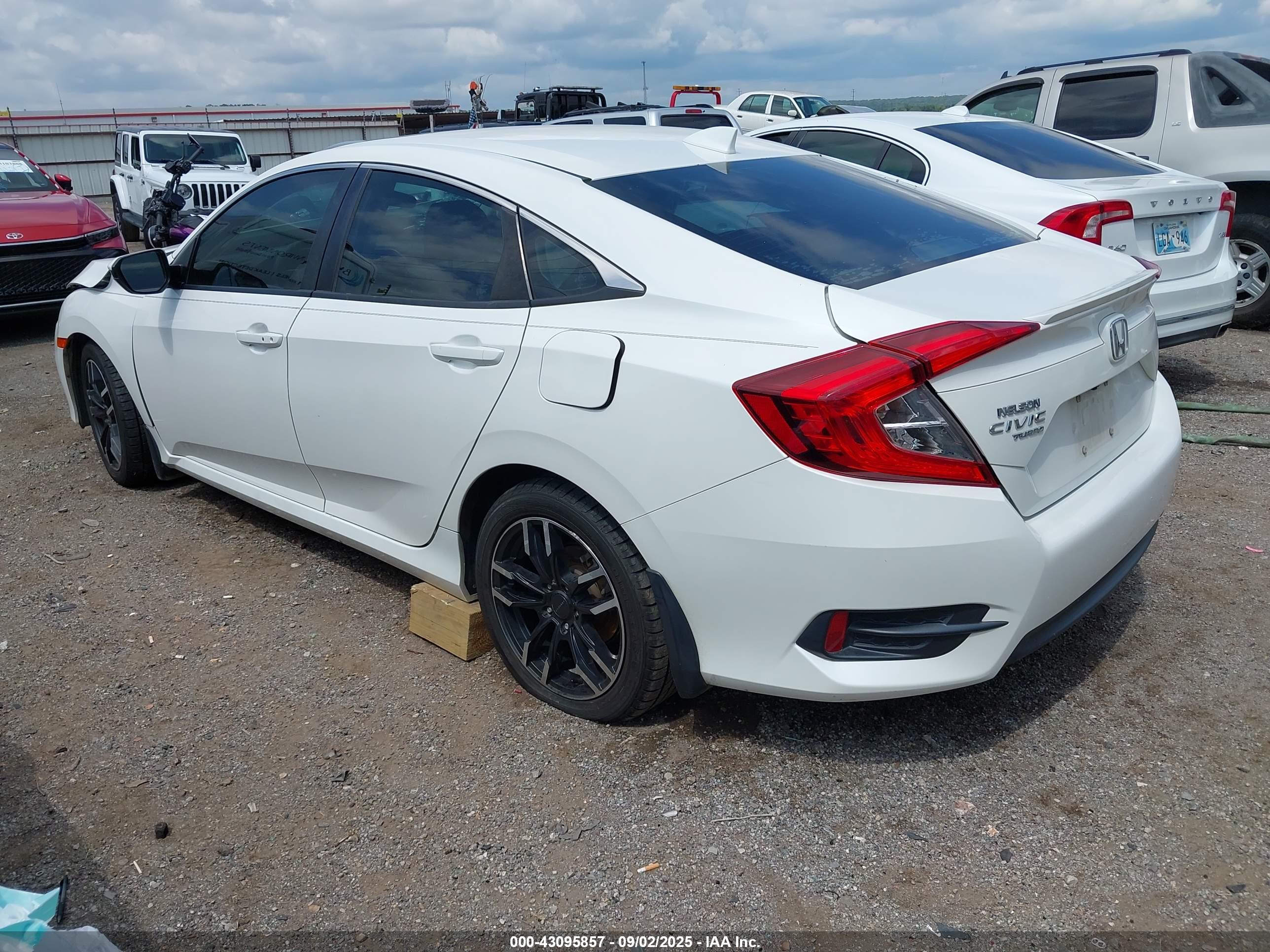 HONDA CIVIC image 3