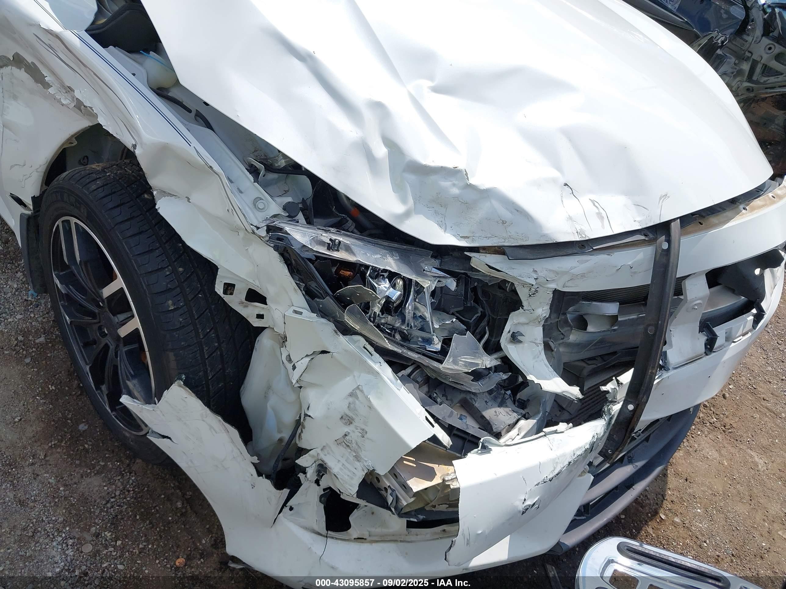HONDA CIVIC image 6