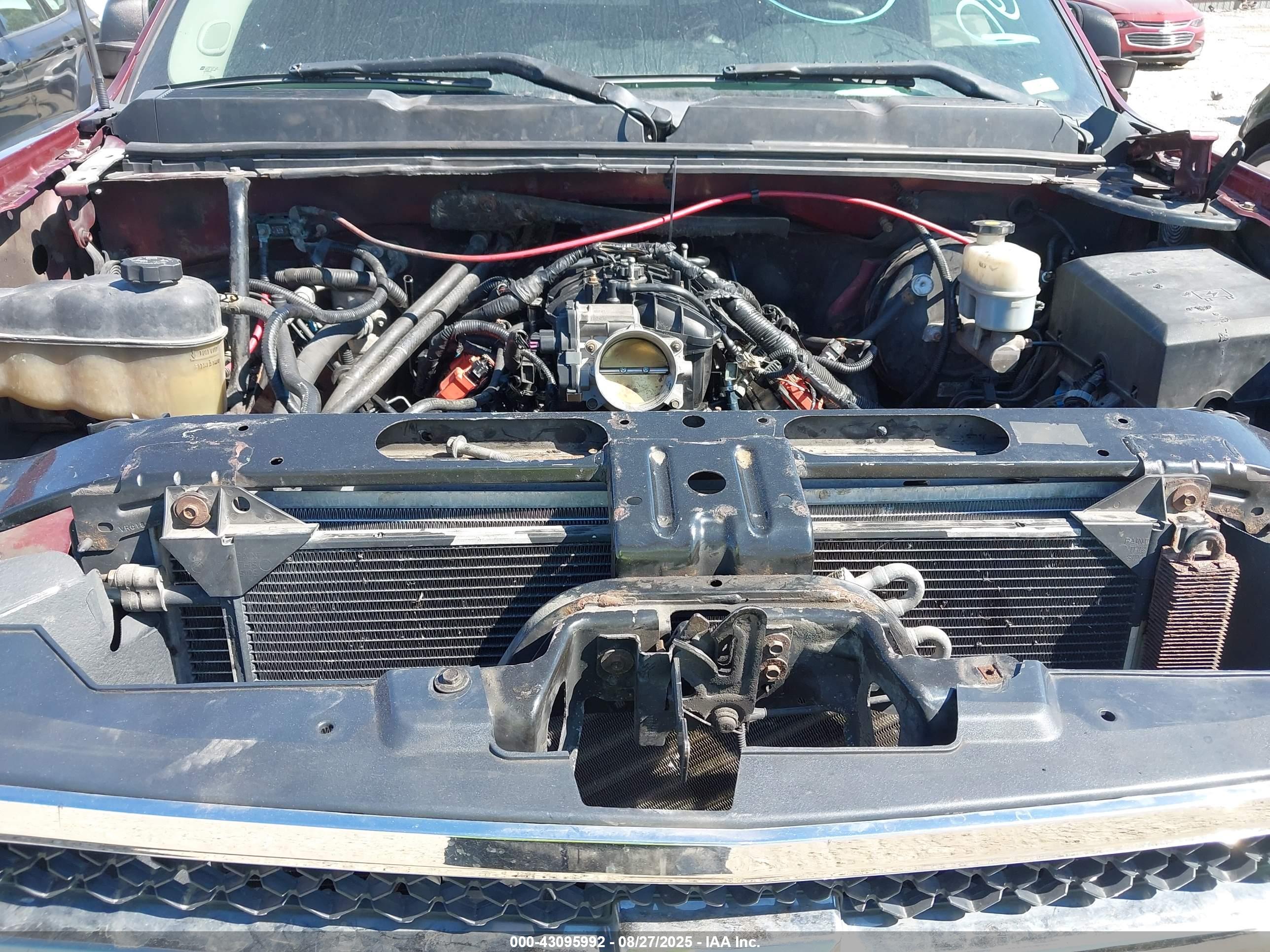 CHEVROLET SILVERADO image 10