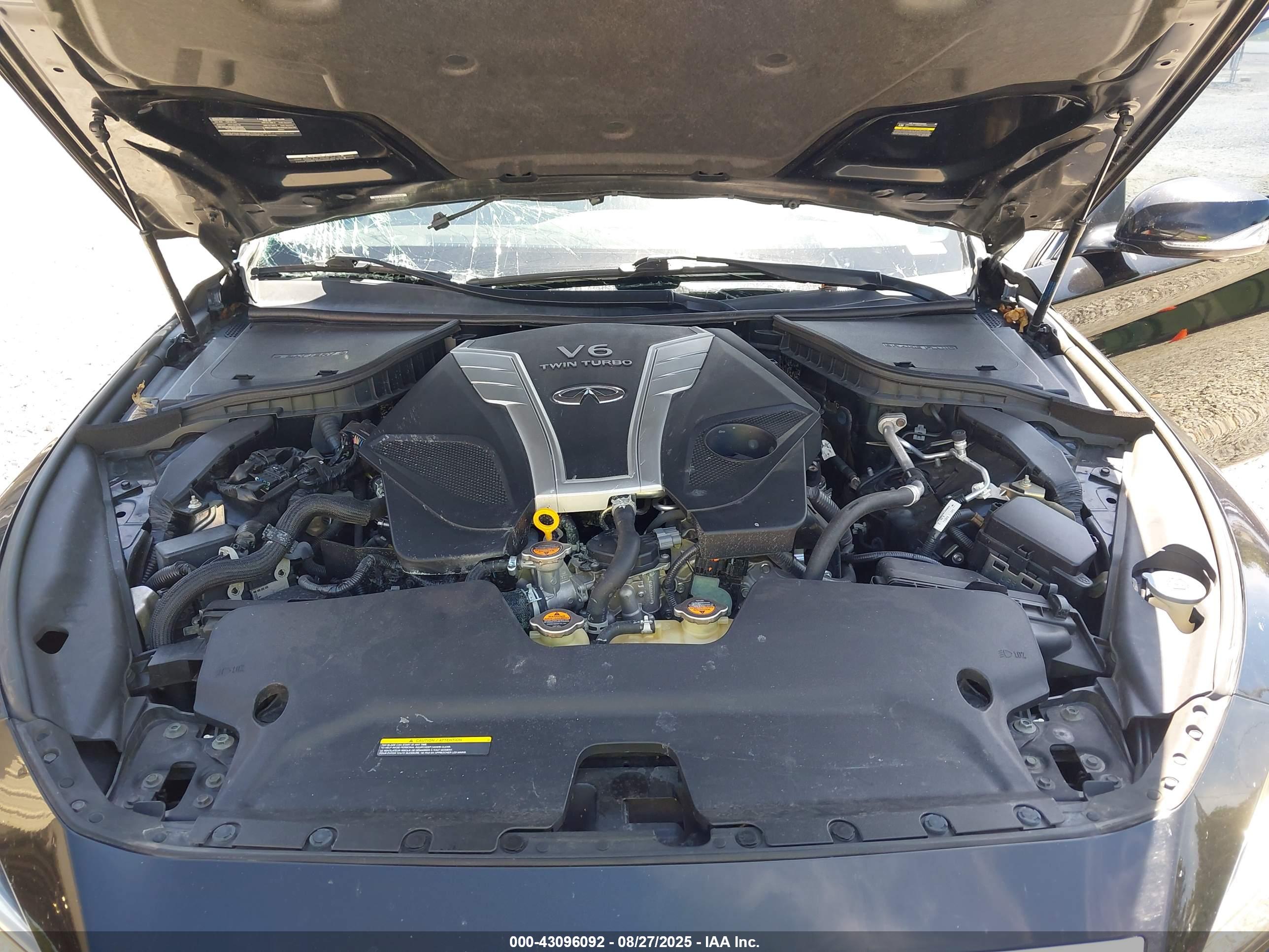 INFINITI Q50 image 10