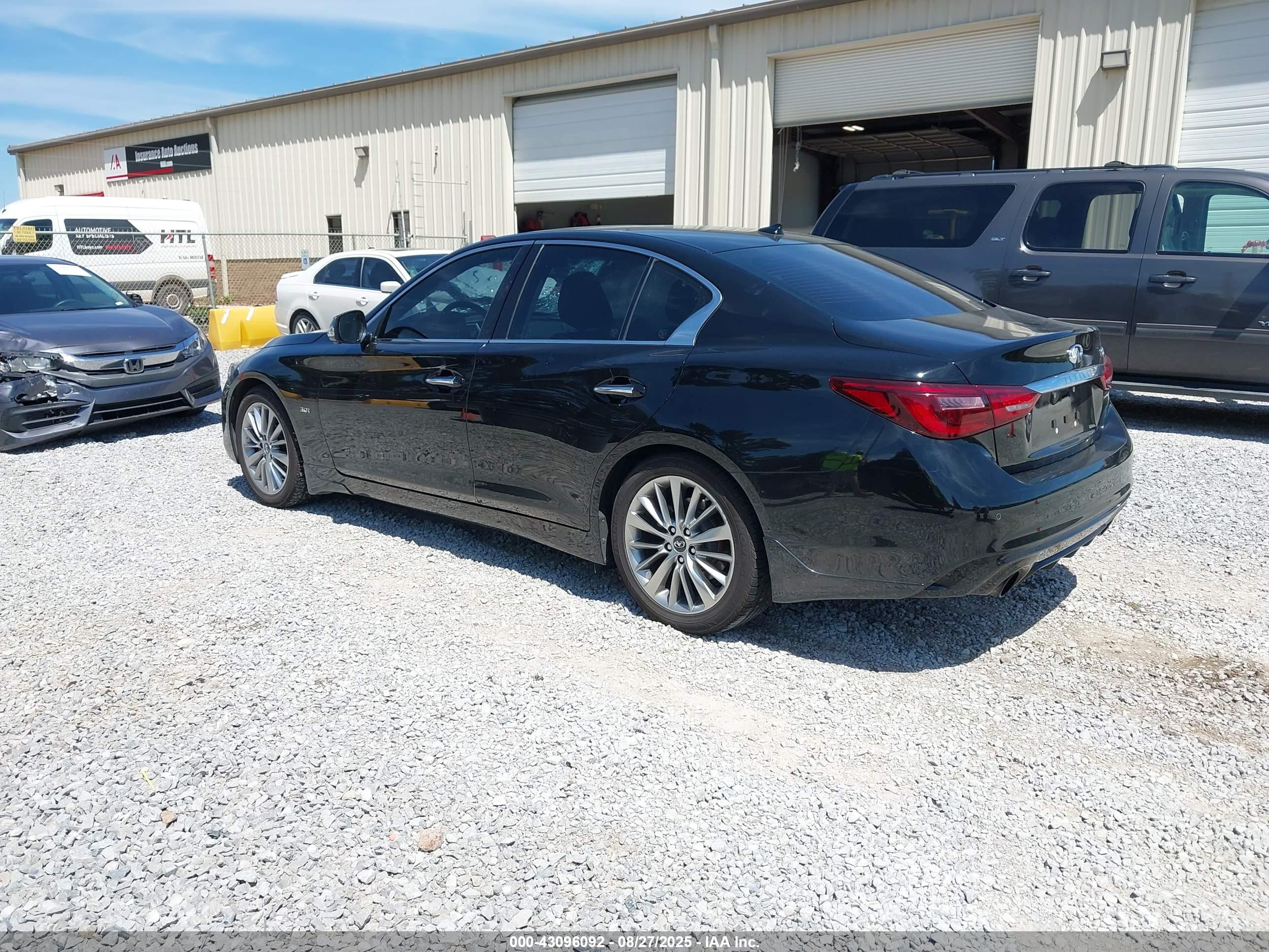 INFINITI Q50 image 3