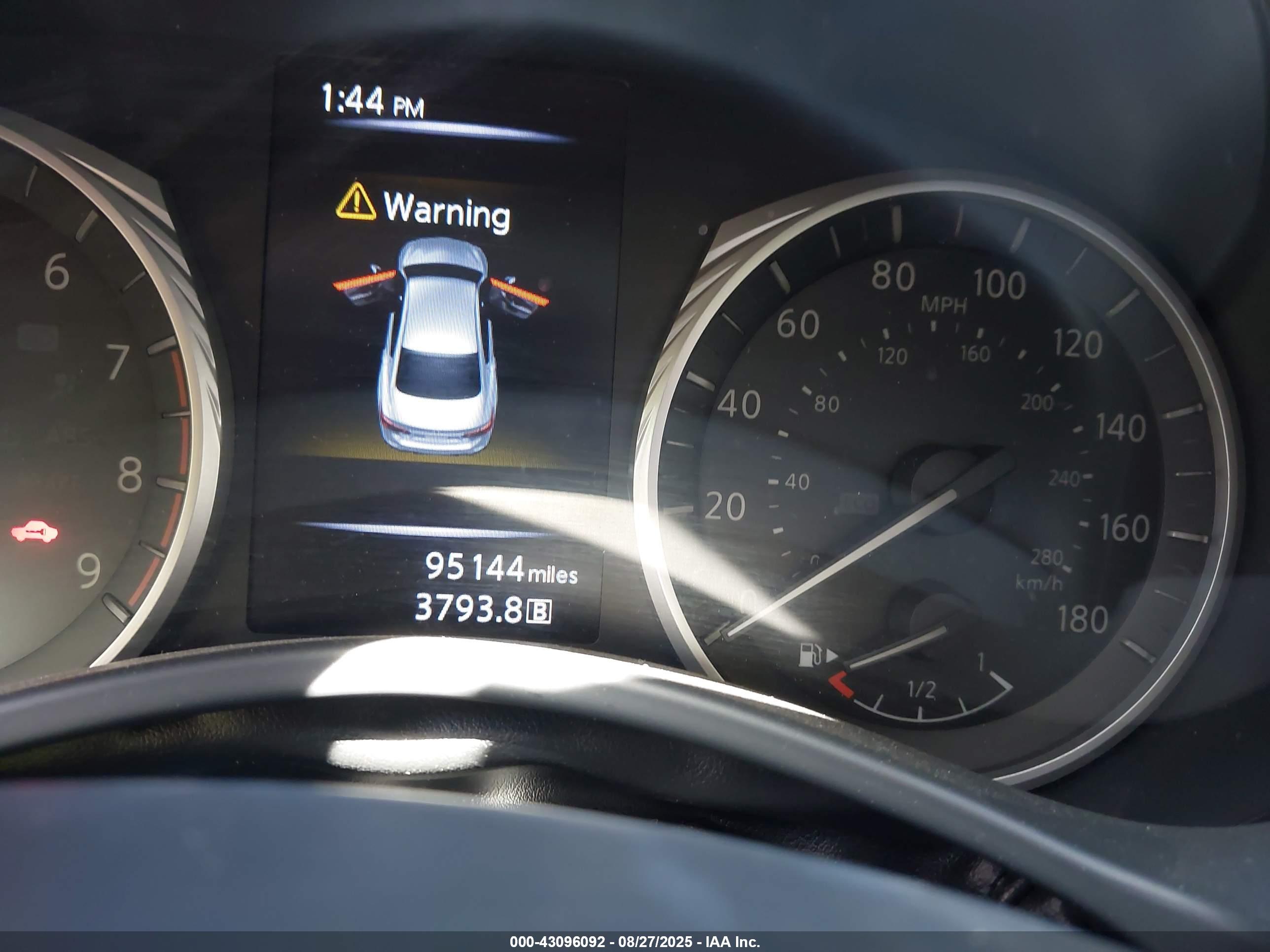 INFINITI Q50 image 7