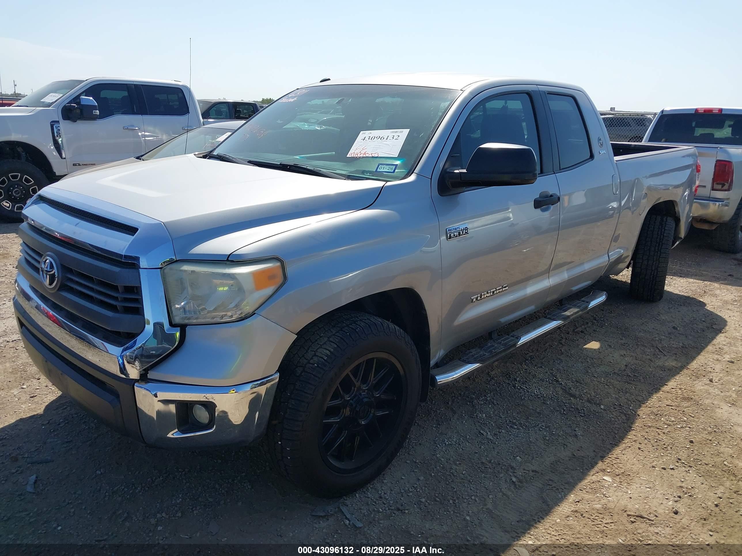 TOYOTA TUNDRA image 2