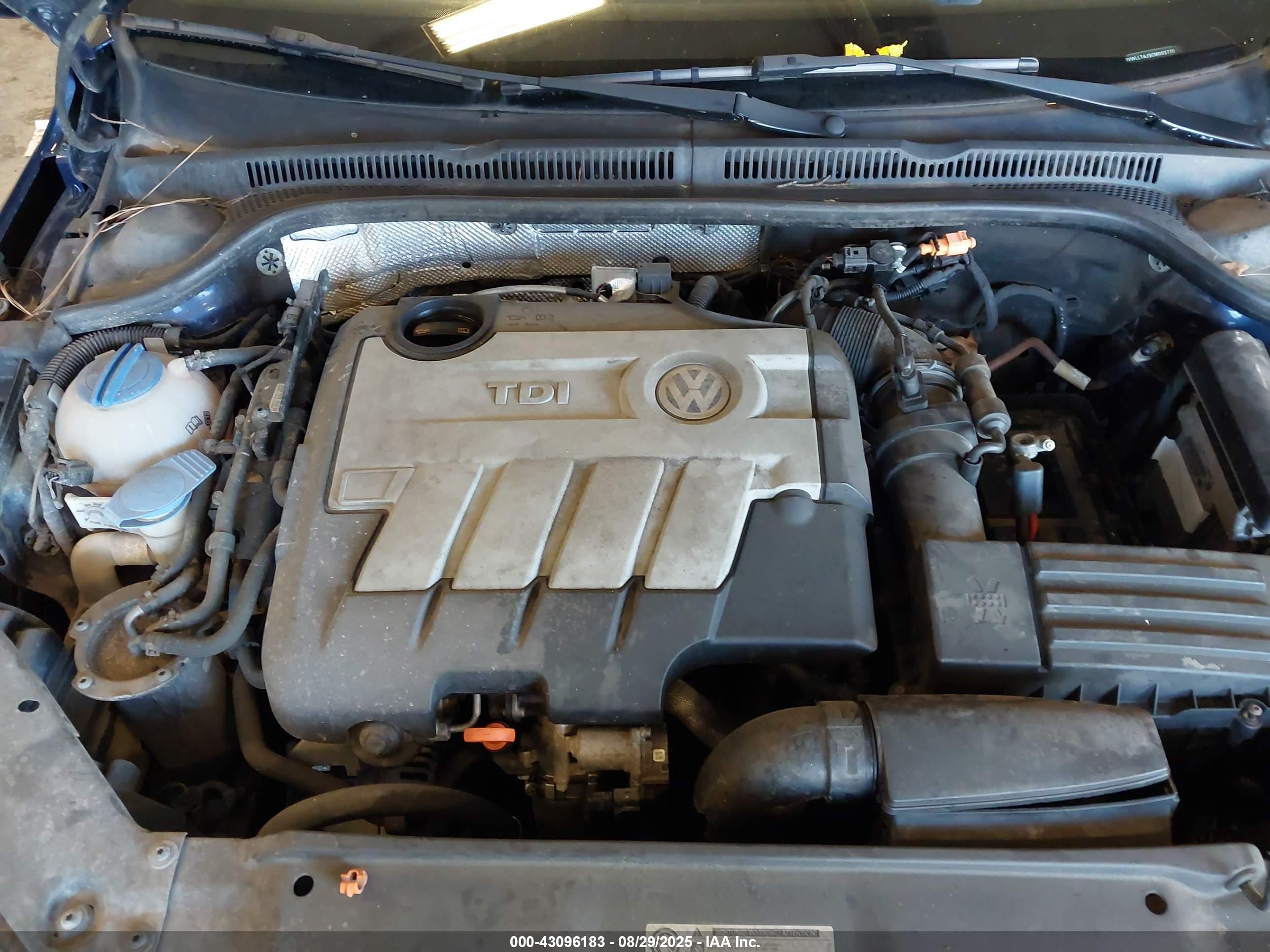 VOLKSWAGEN JETTA image 10