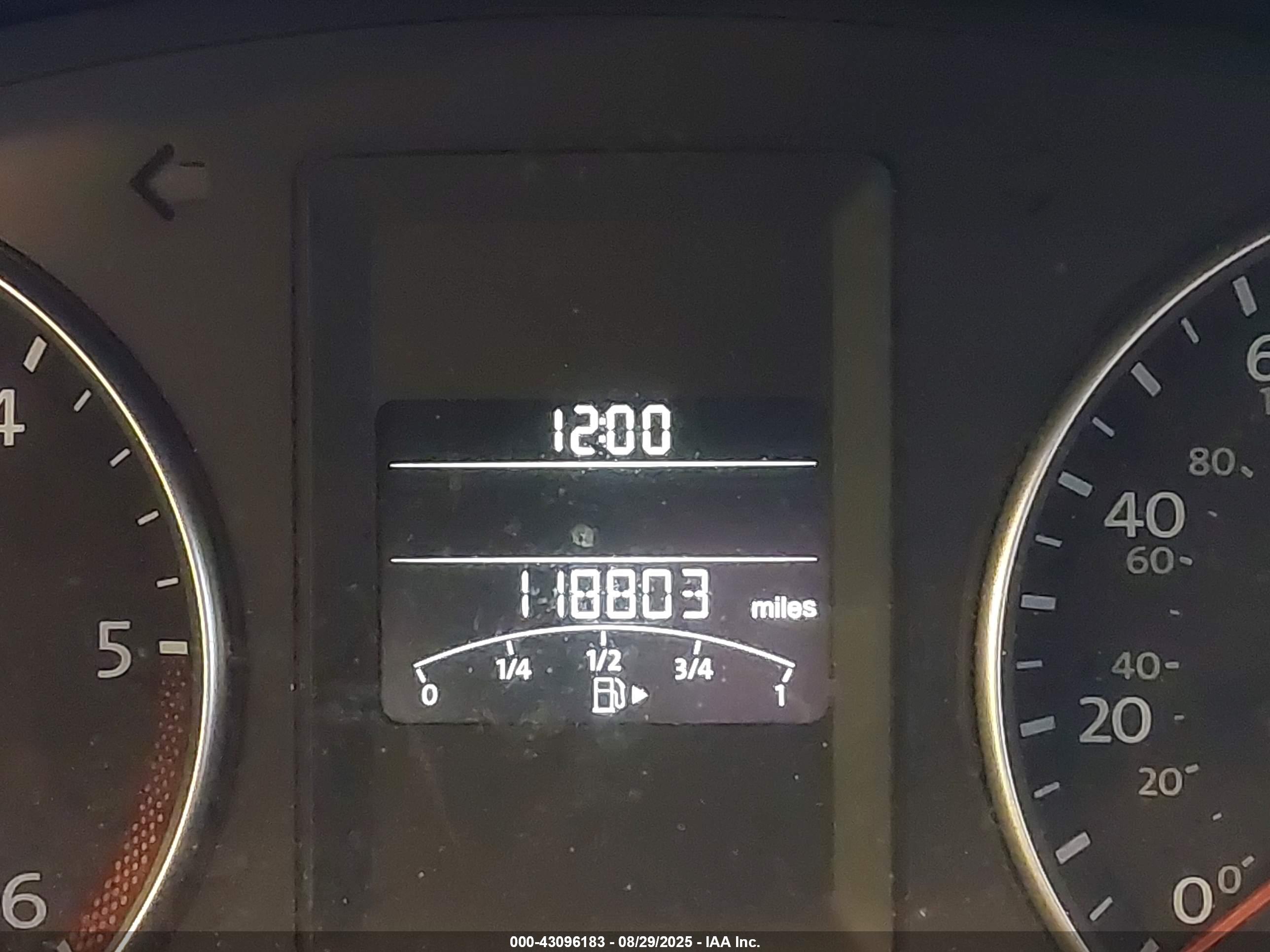 VOLKSWAGEN JETTA image 7