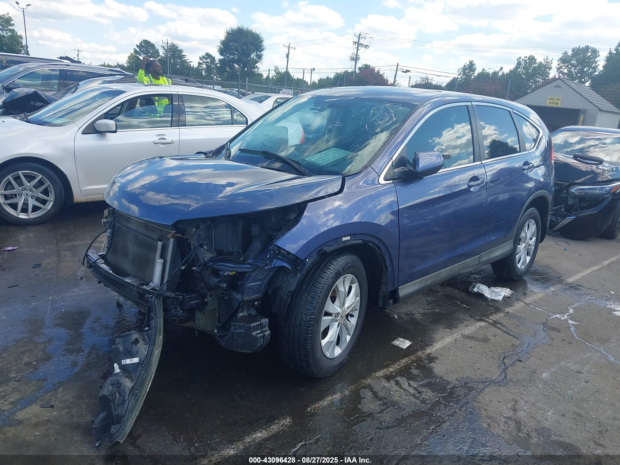 HONDA CR-V image 2