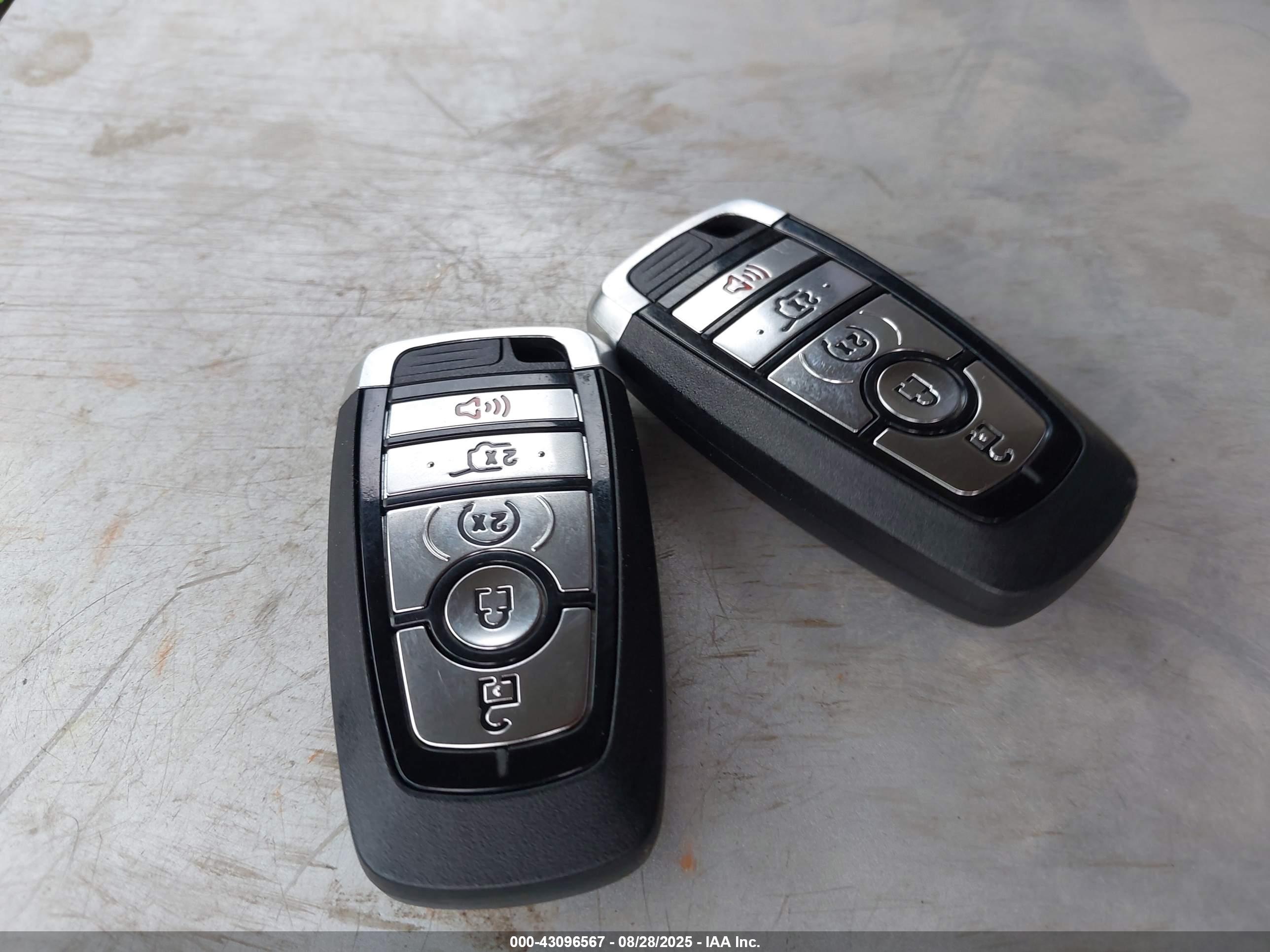 FORD ESCAPE image 11