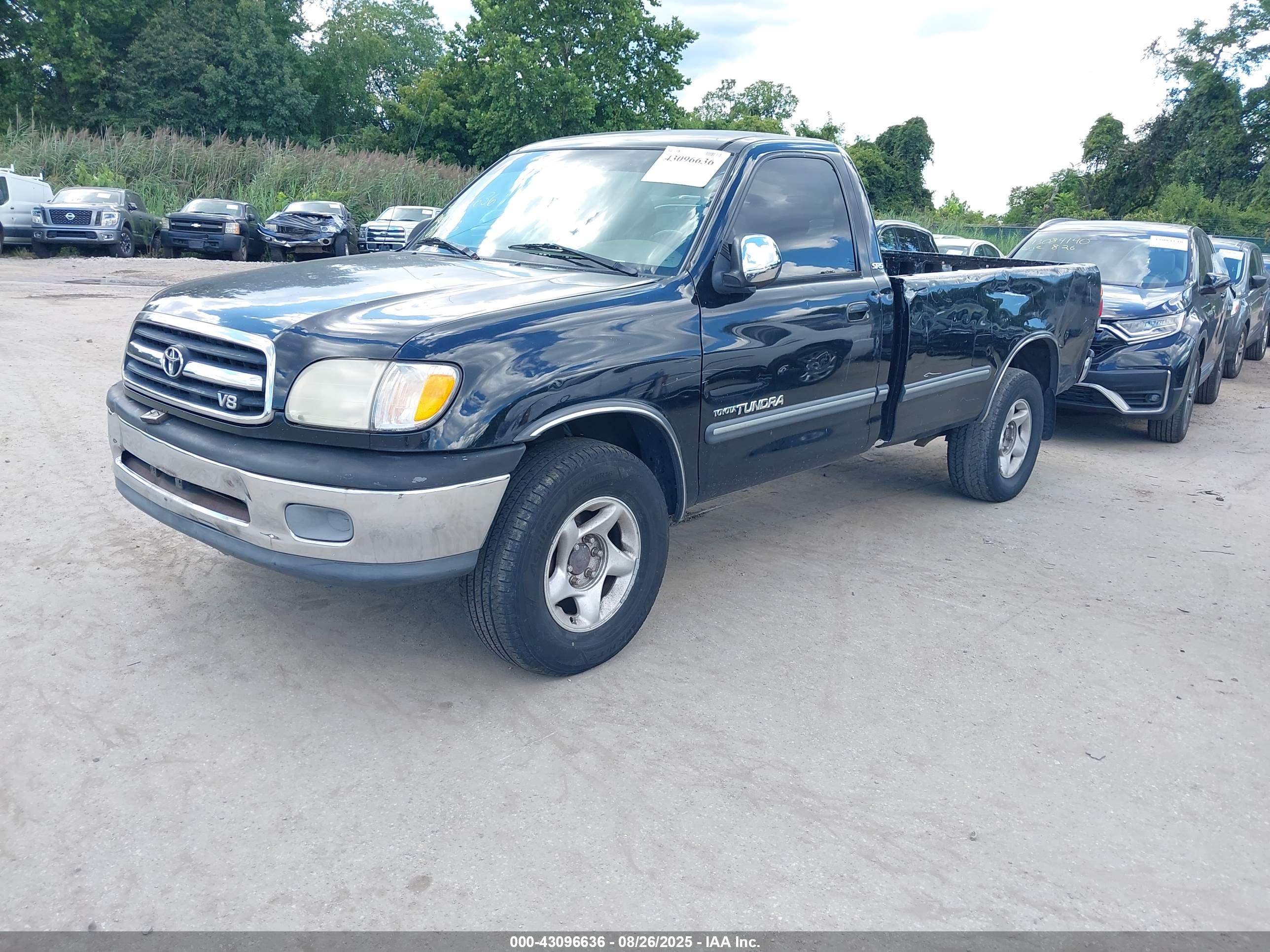 TOYOTA TUNDRA image 2