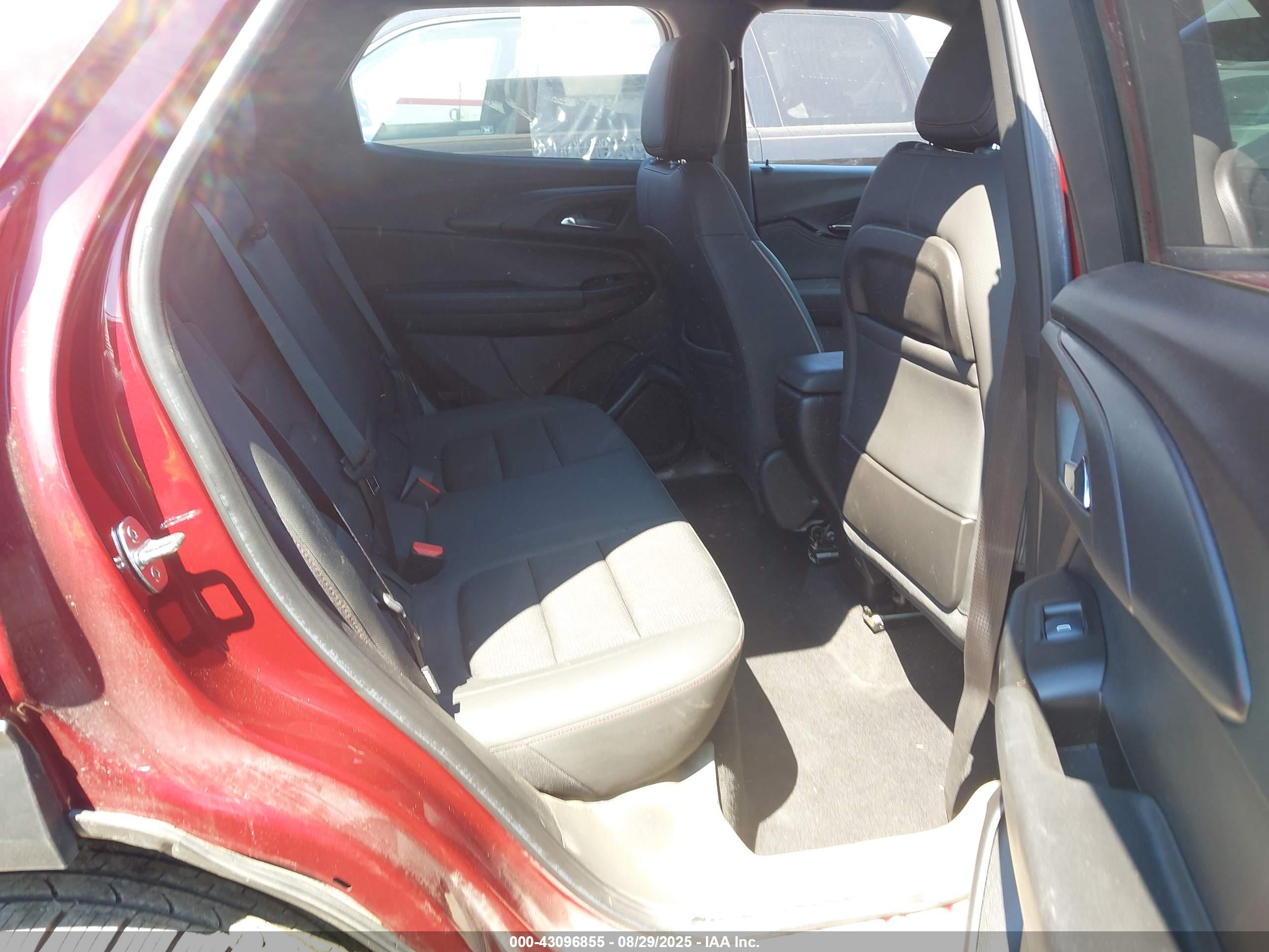 CHEVROLET TRAILBLAZER image 8