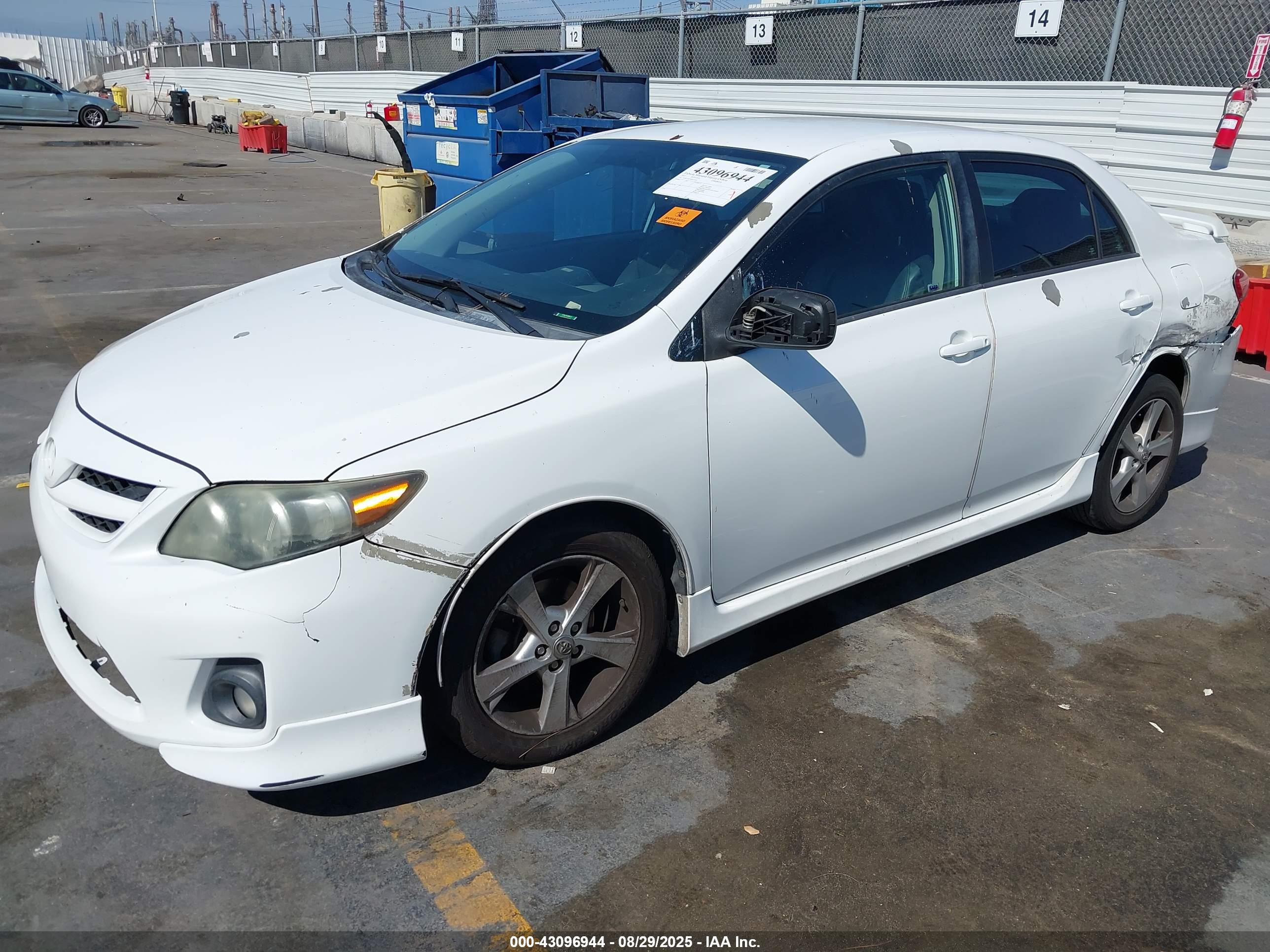 TOYOTA COROLLA image 2