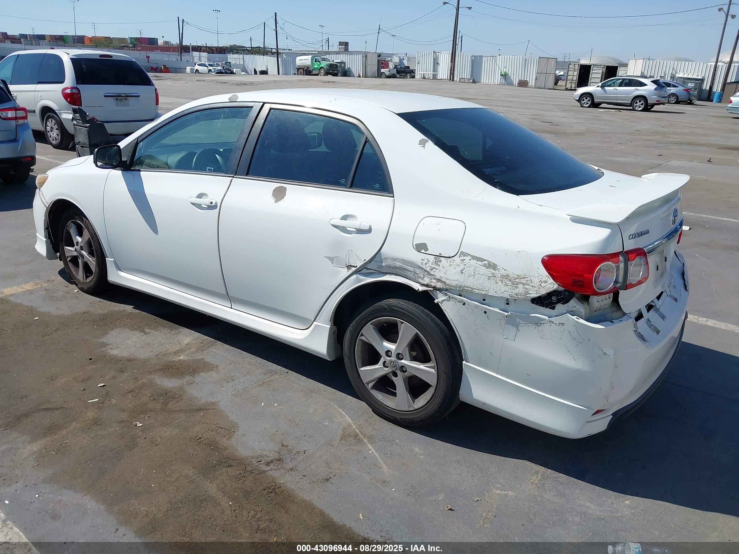 TOYOTA COROLLA image 3