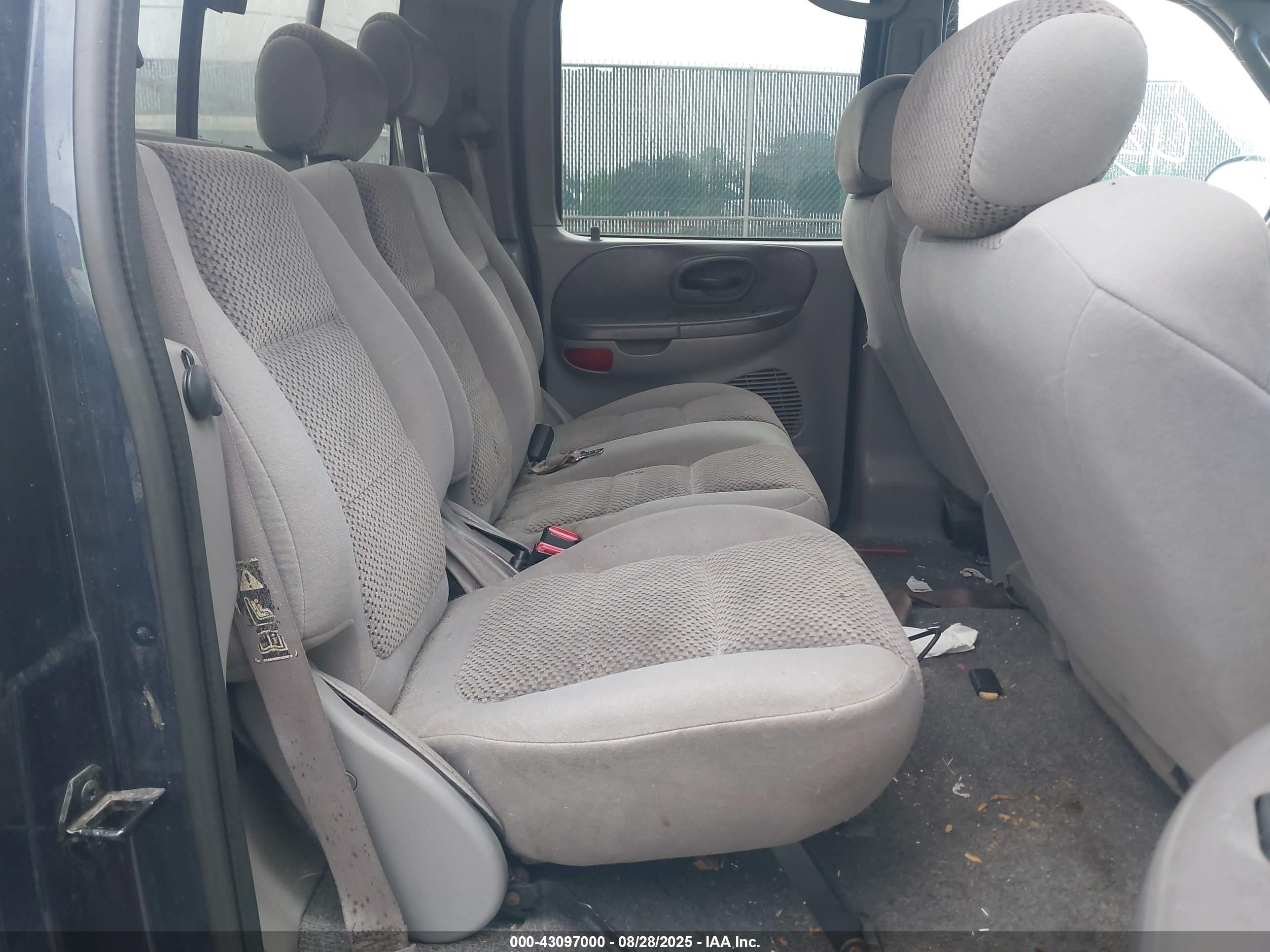 FORD F-150 image 8