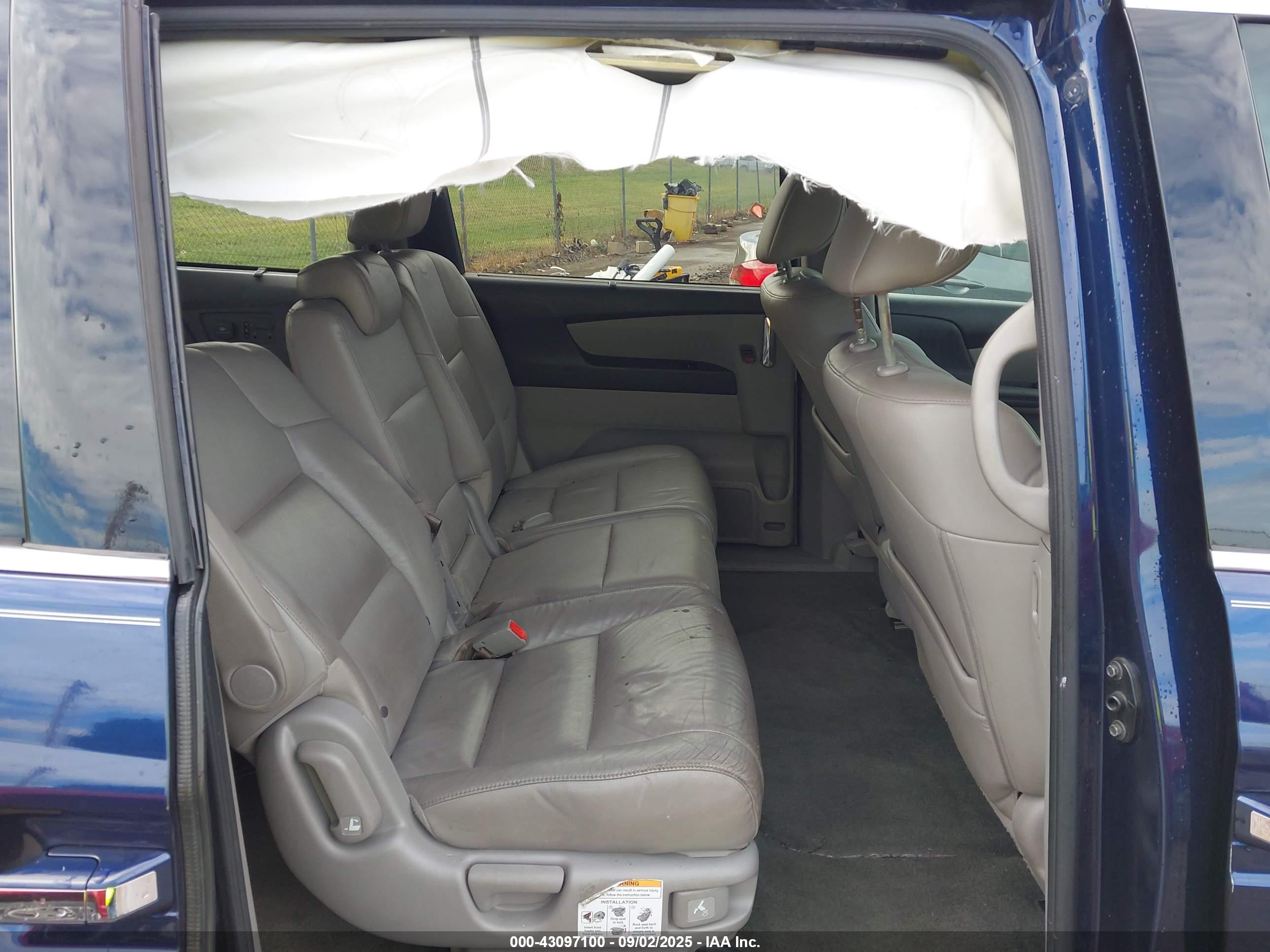 HONDA ODYSSEY image 8