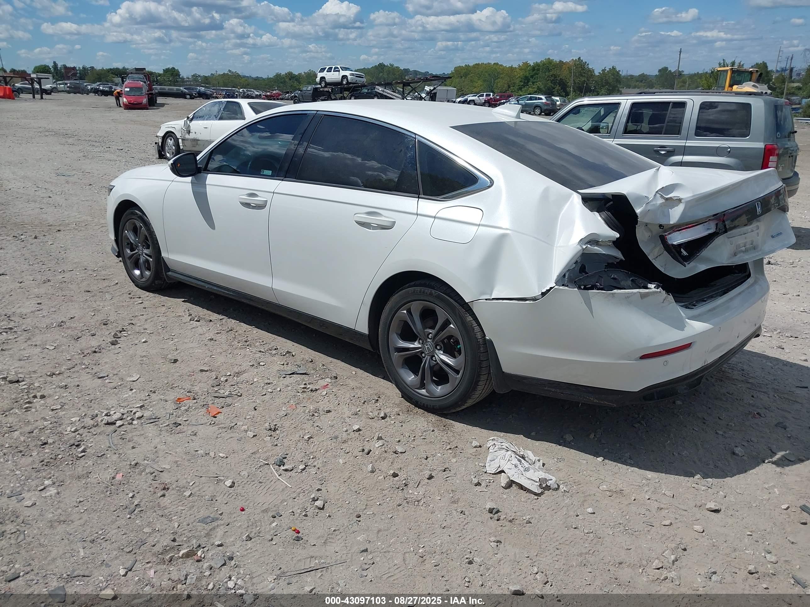 HONDA ACCORD image 3