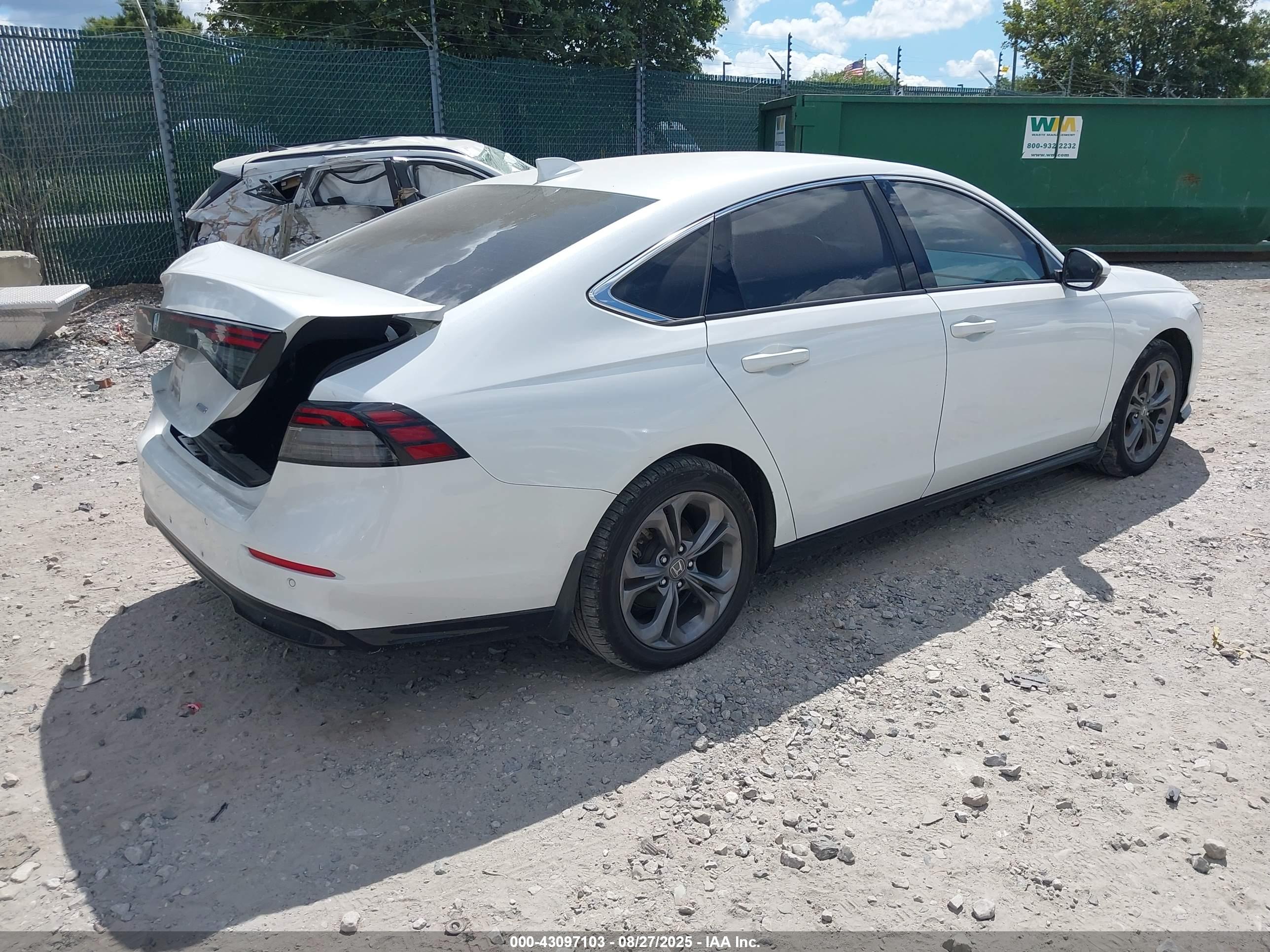 HONDA ACCORD image 4