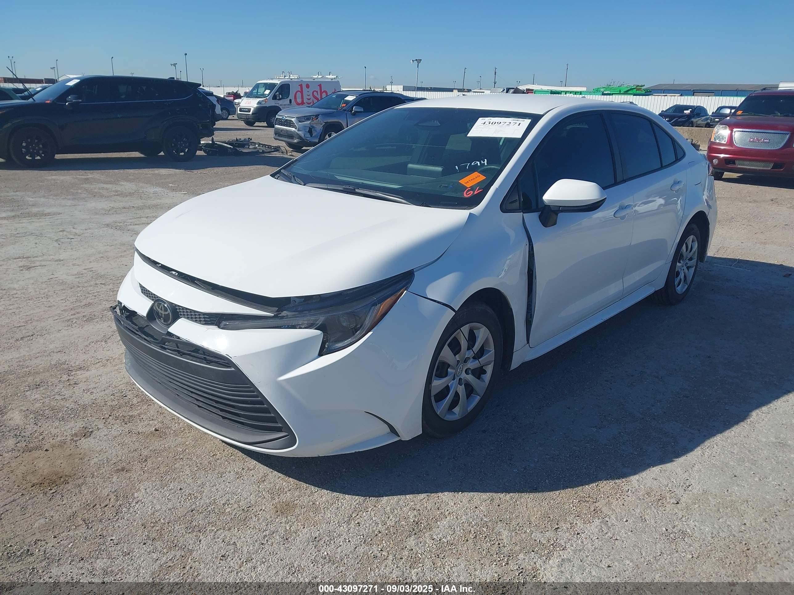 TOYOTA COROLLA image 2