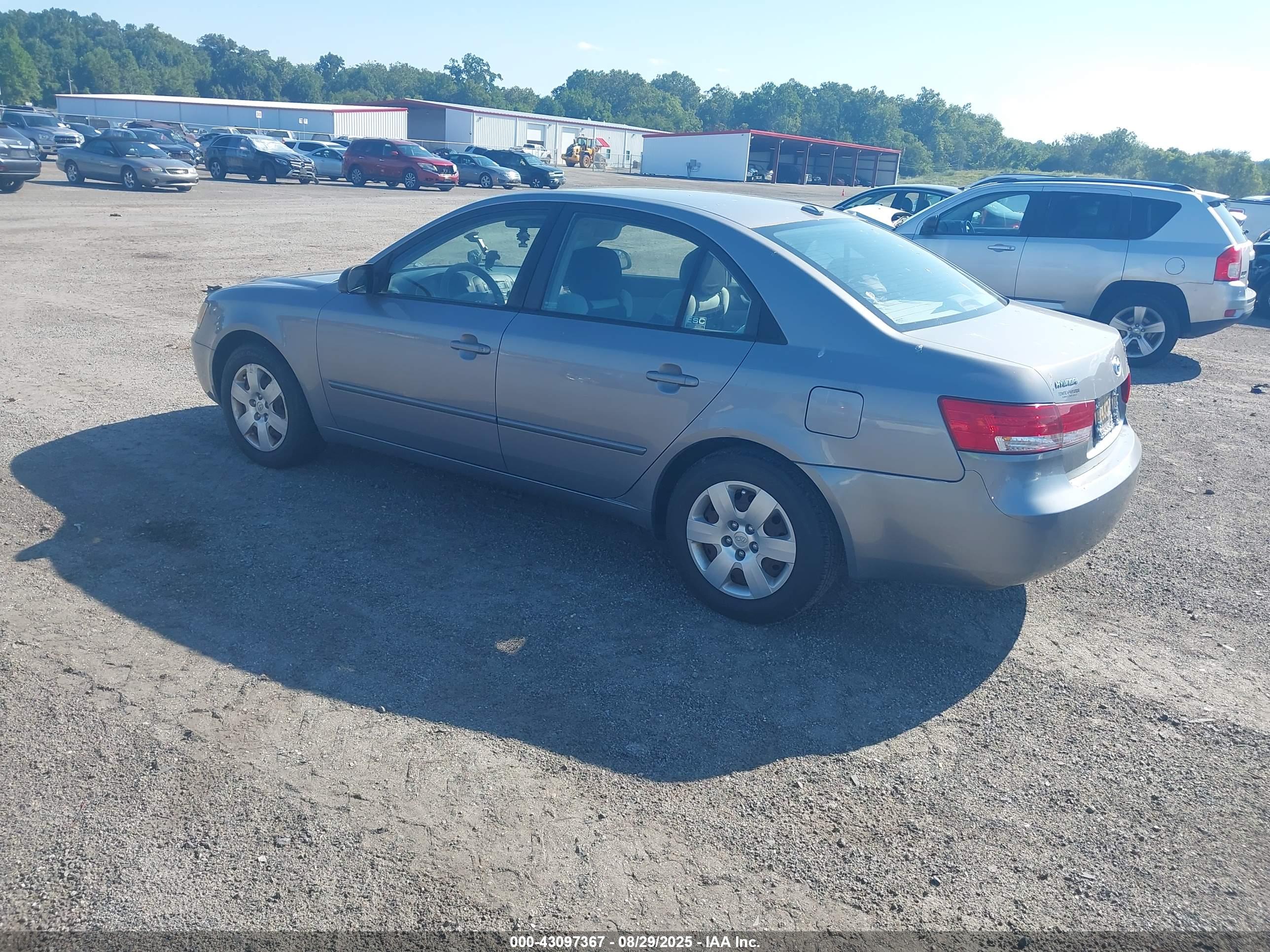 HYUNDAI SONATA image 3