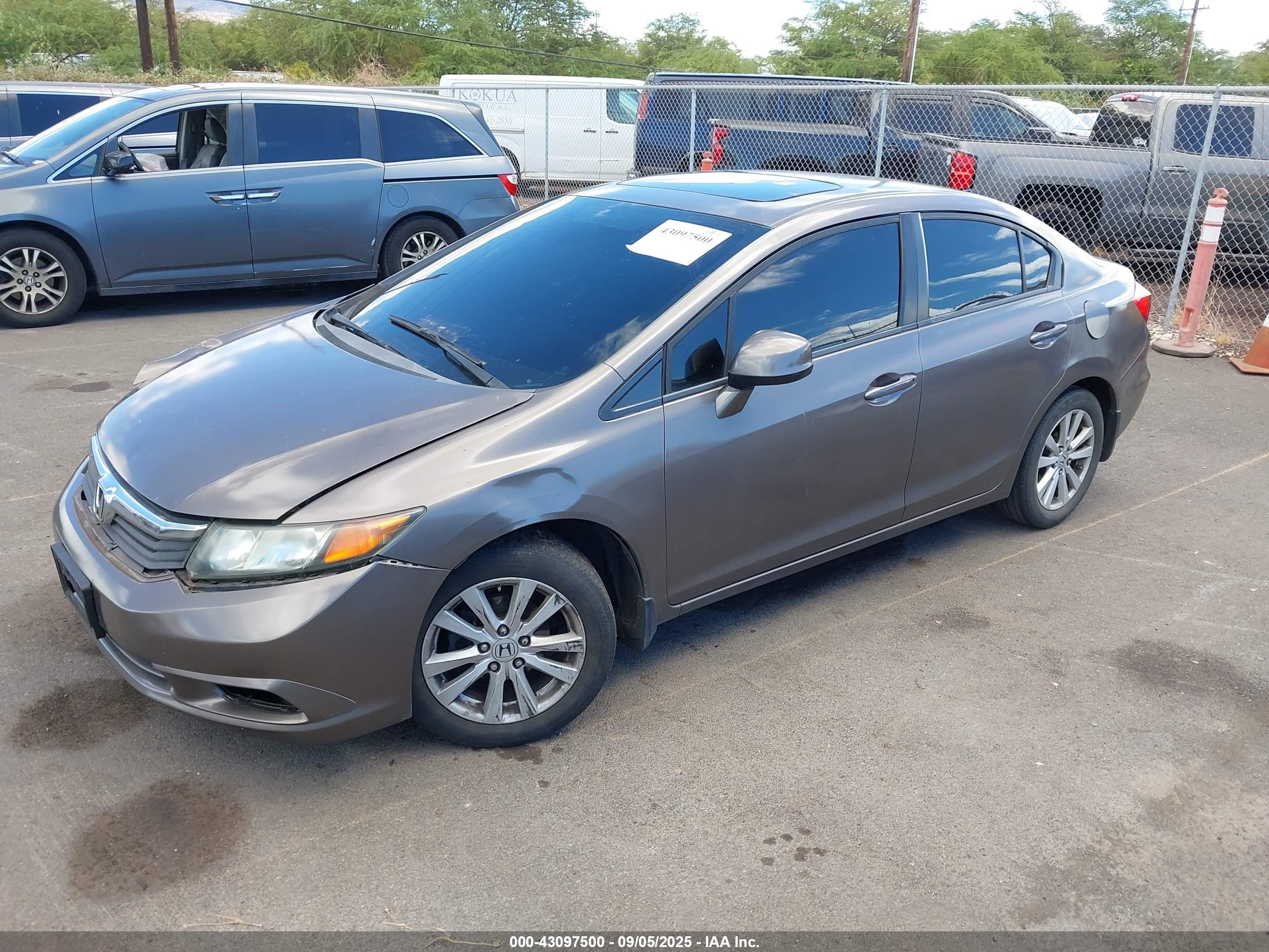 HONDA CIVIC image 2