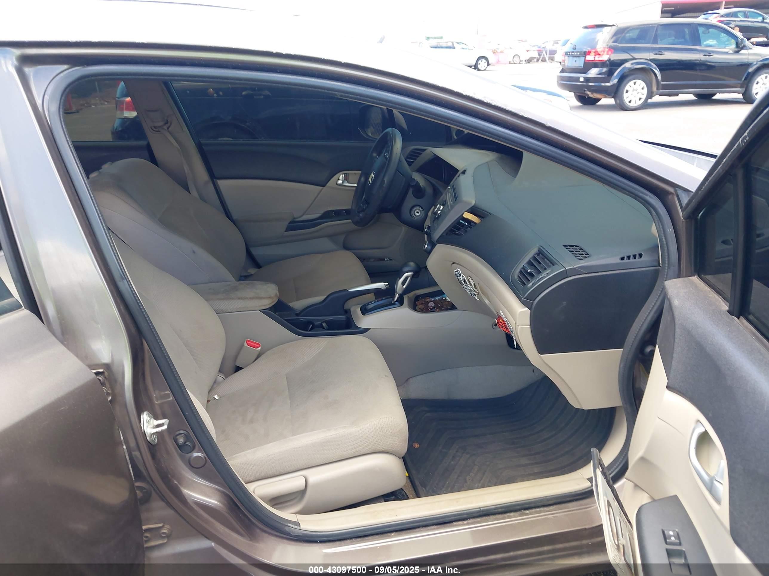 HONDA CIVIC image 5