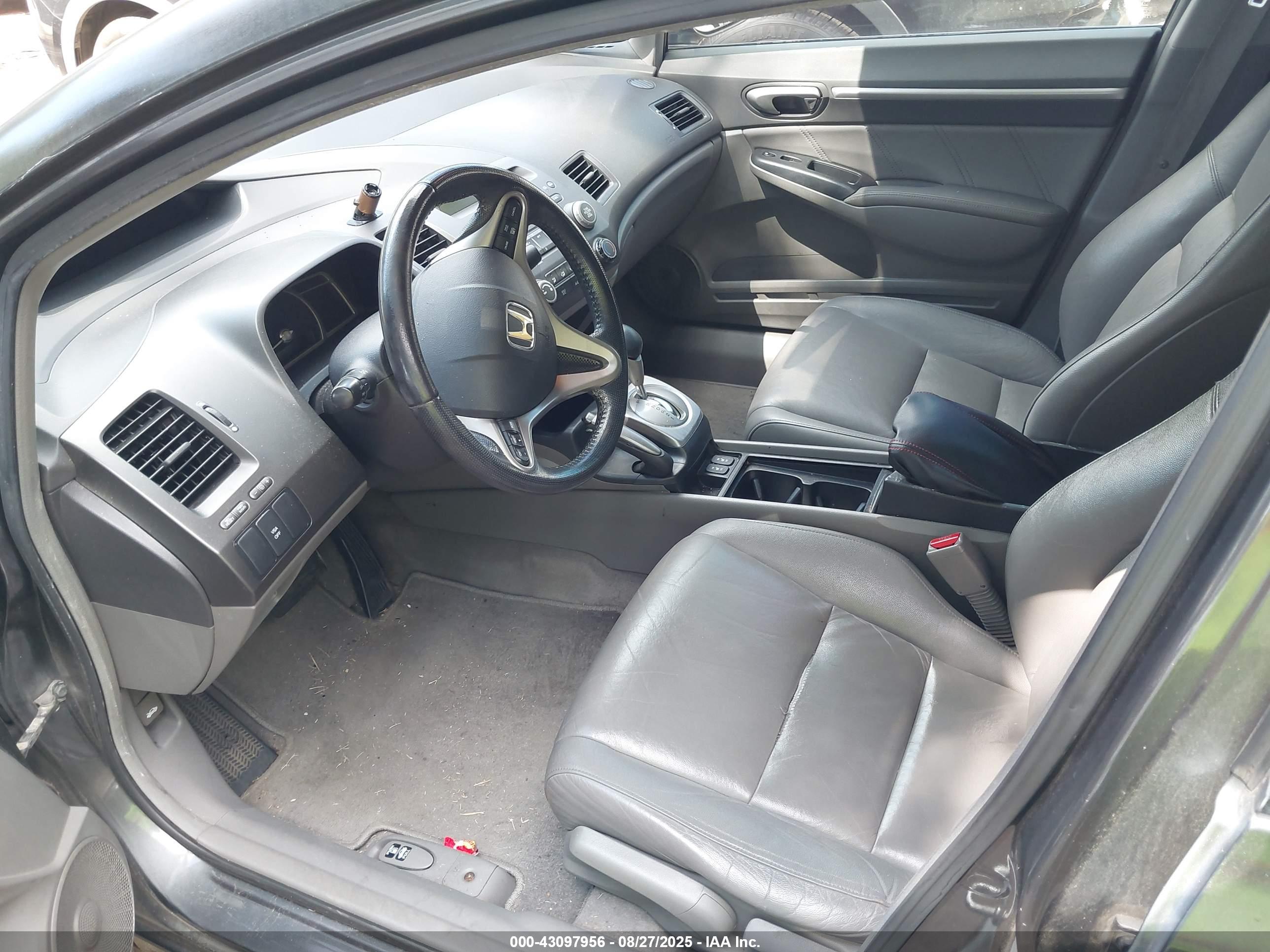 HONDA CIVIC image 5