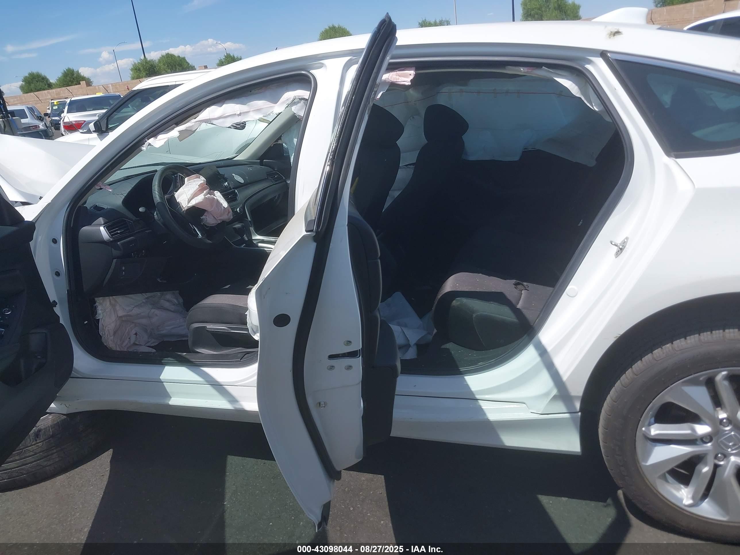 HONDA ACCORD image 8