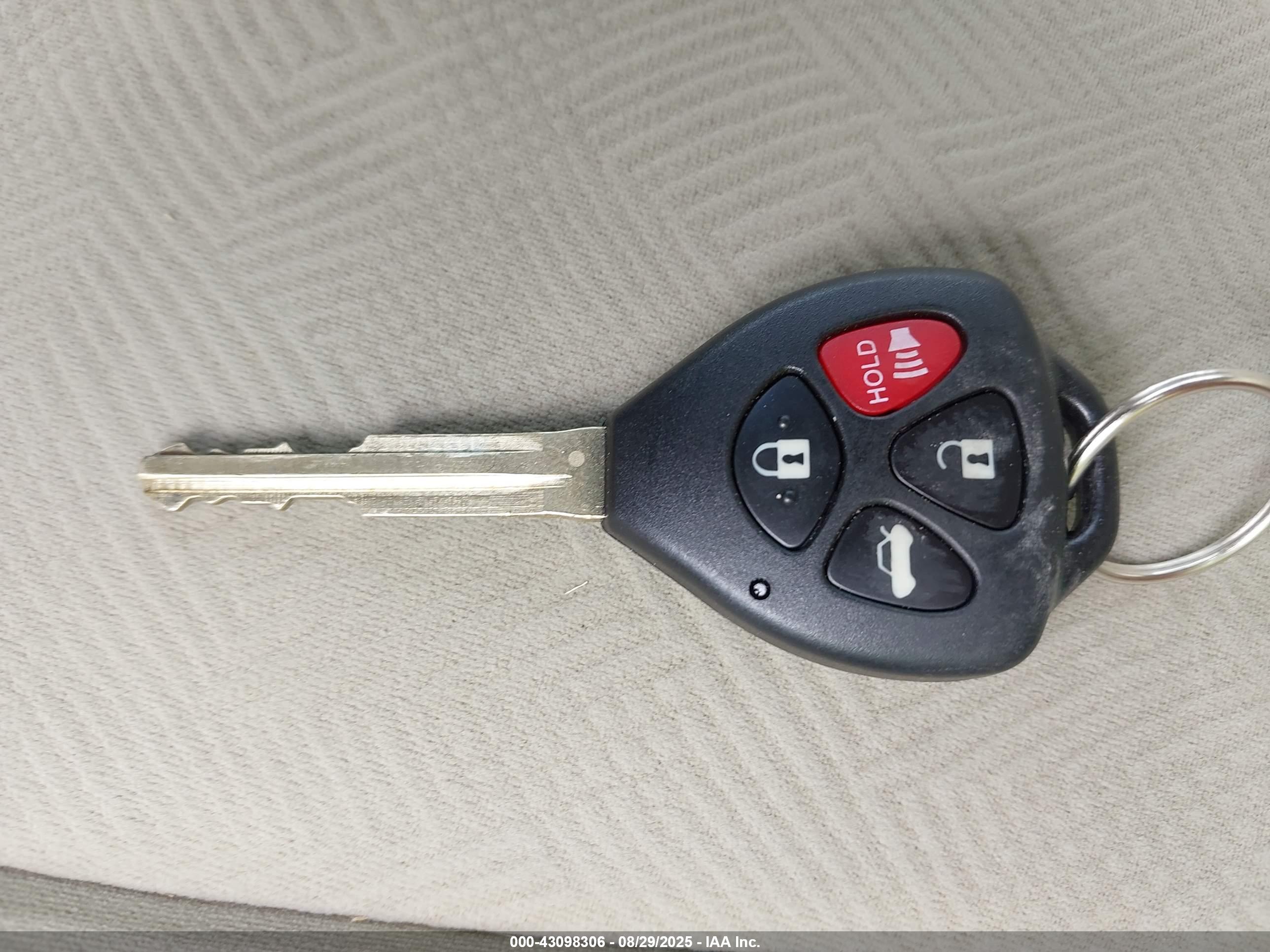 TOYOTA CAMRY image 11