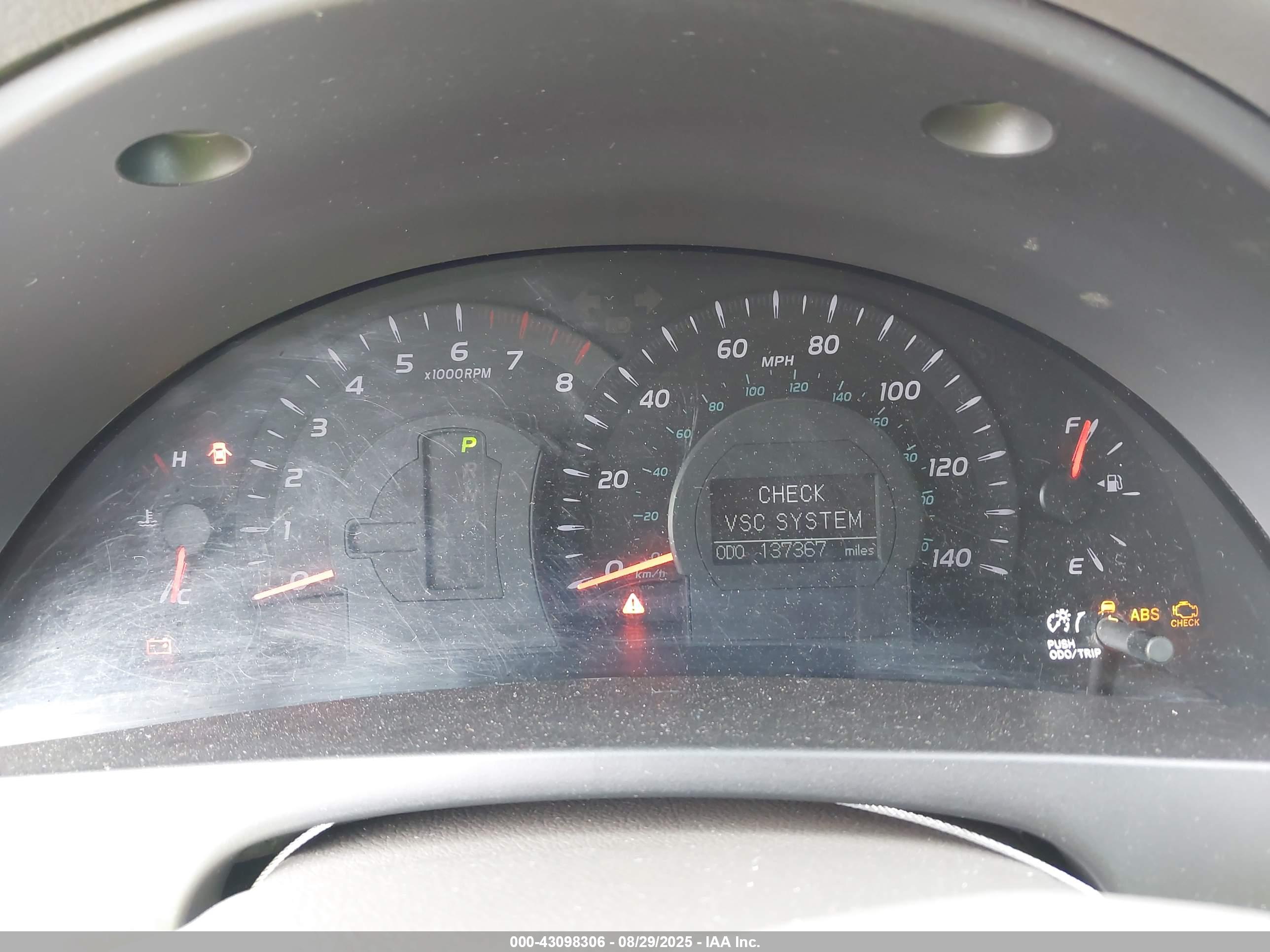 TOYOTA CAMRY image 7
