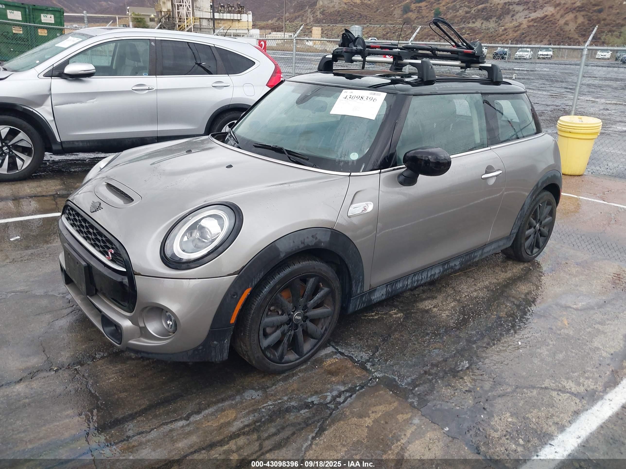 MINI HARDTOP image 2