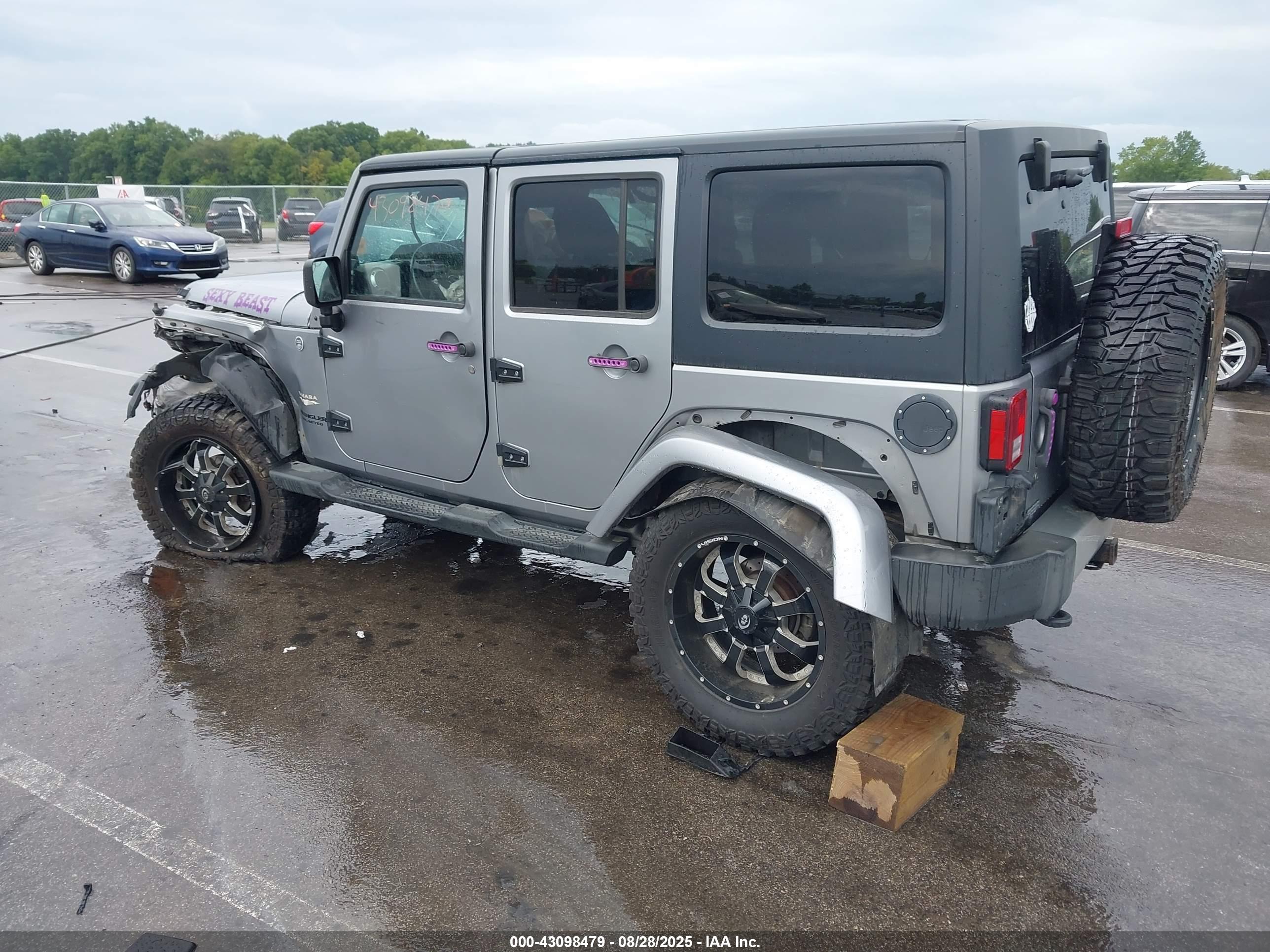 JEEP WRANGLER image 3