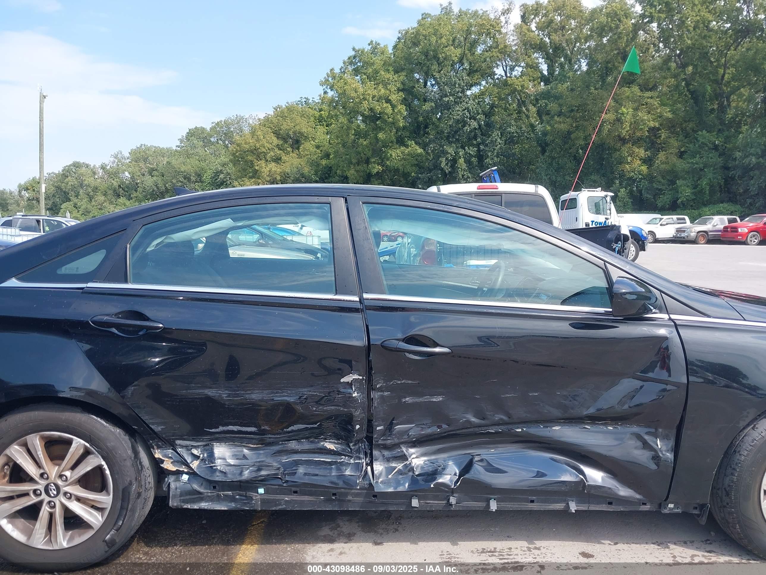 HYUNDAI SONATA image 6