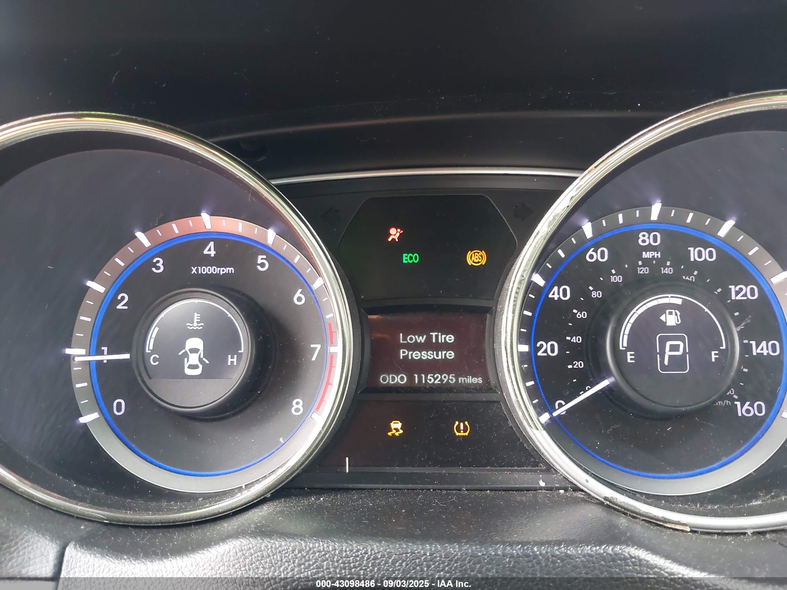 HYUNDAI SONATA image 7