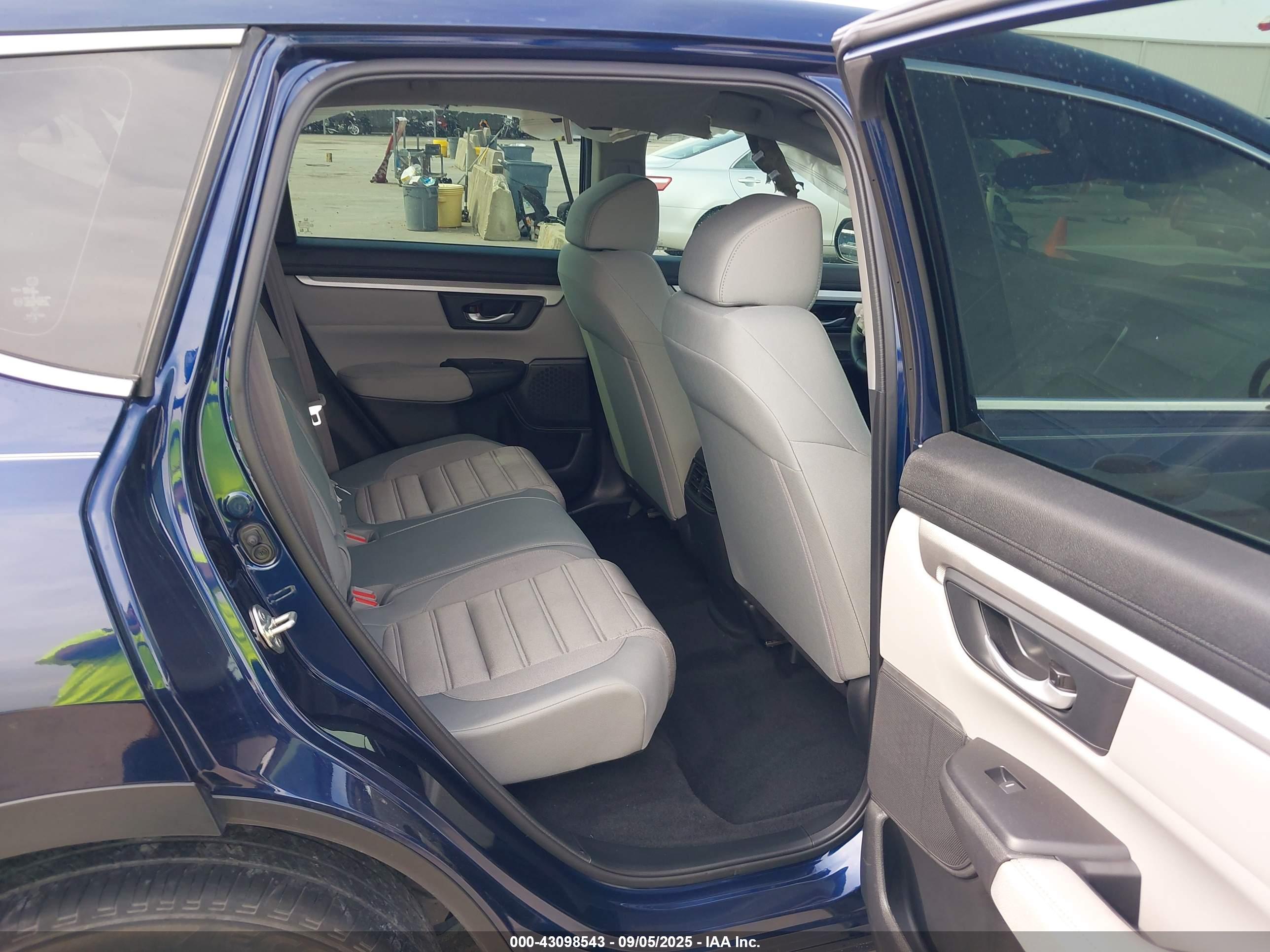 HONDA CR-V image 8