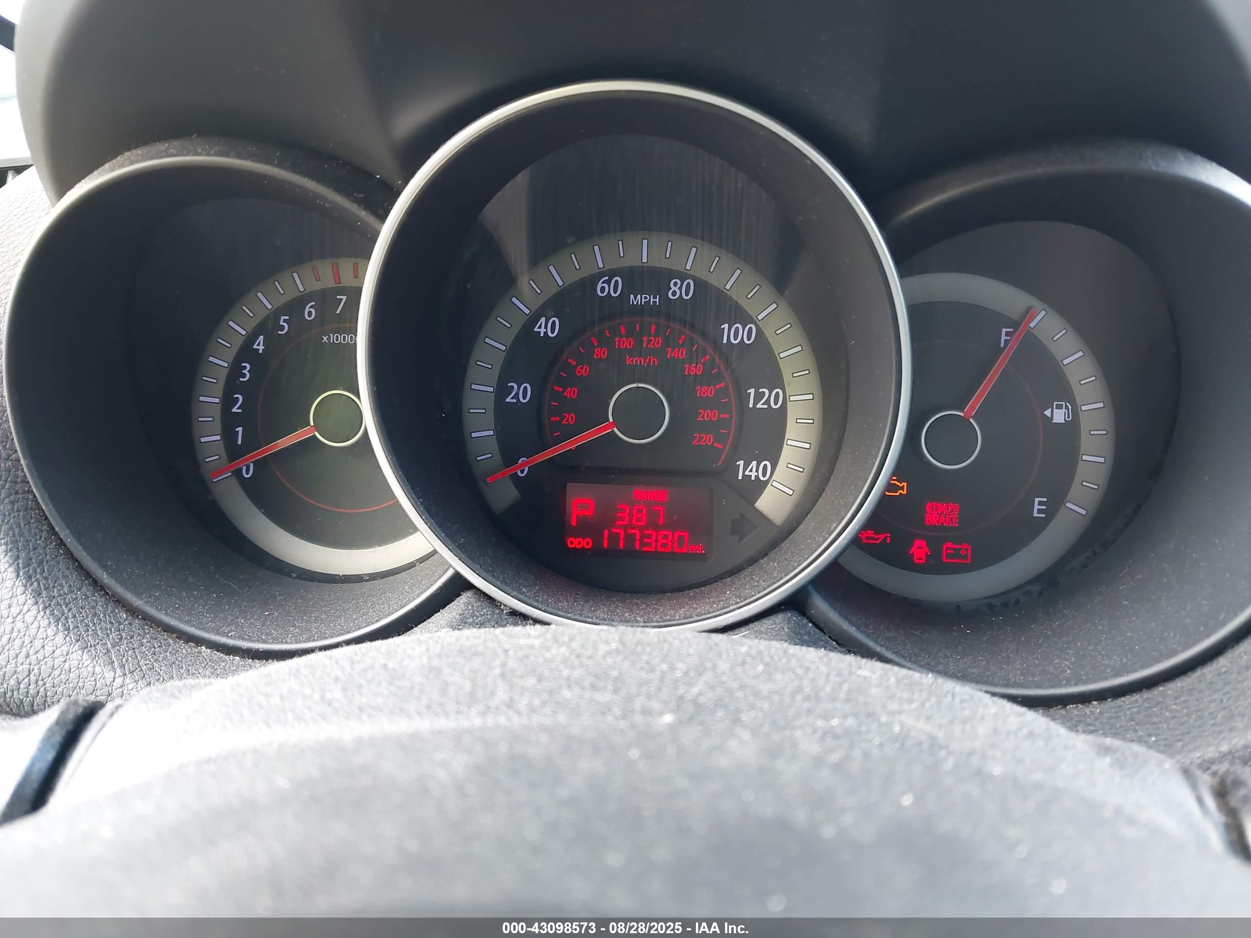 KIA FORTE image 7