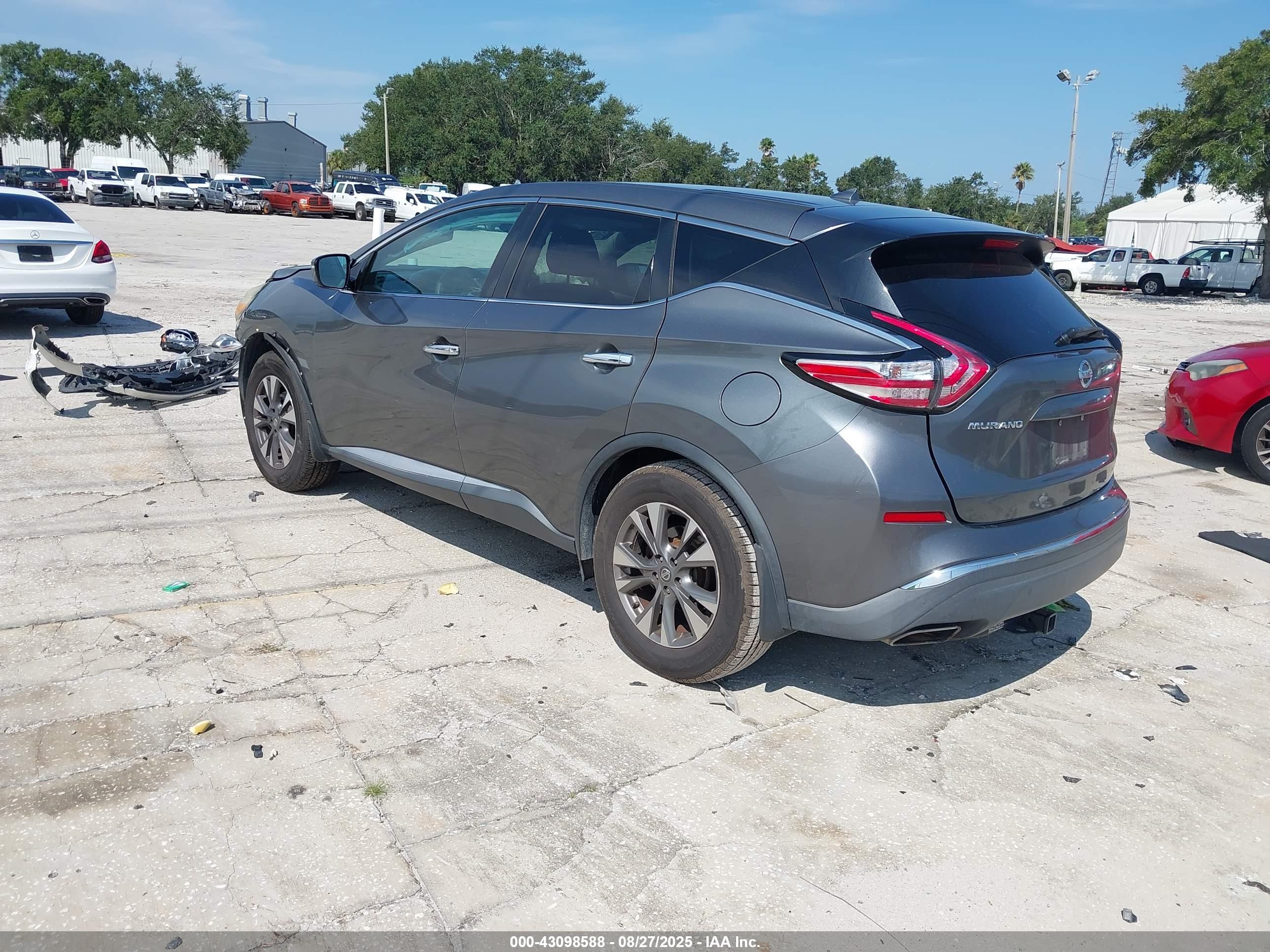 NISSAN MURANO image 3
