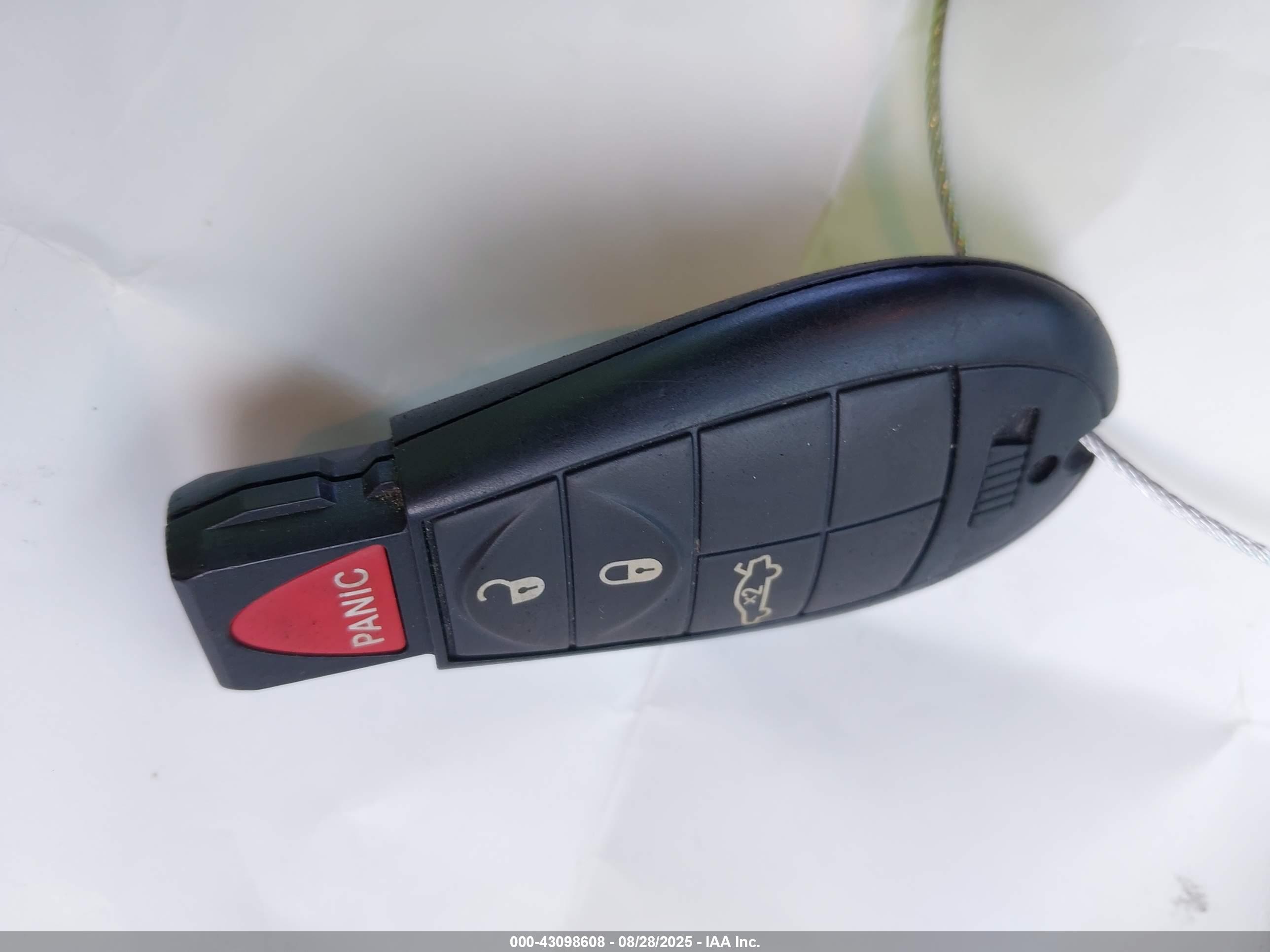DODGE CHALLENGER image 11