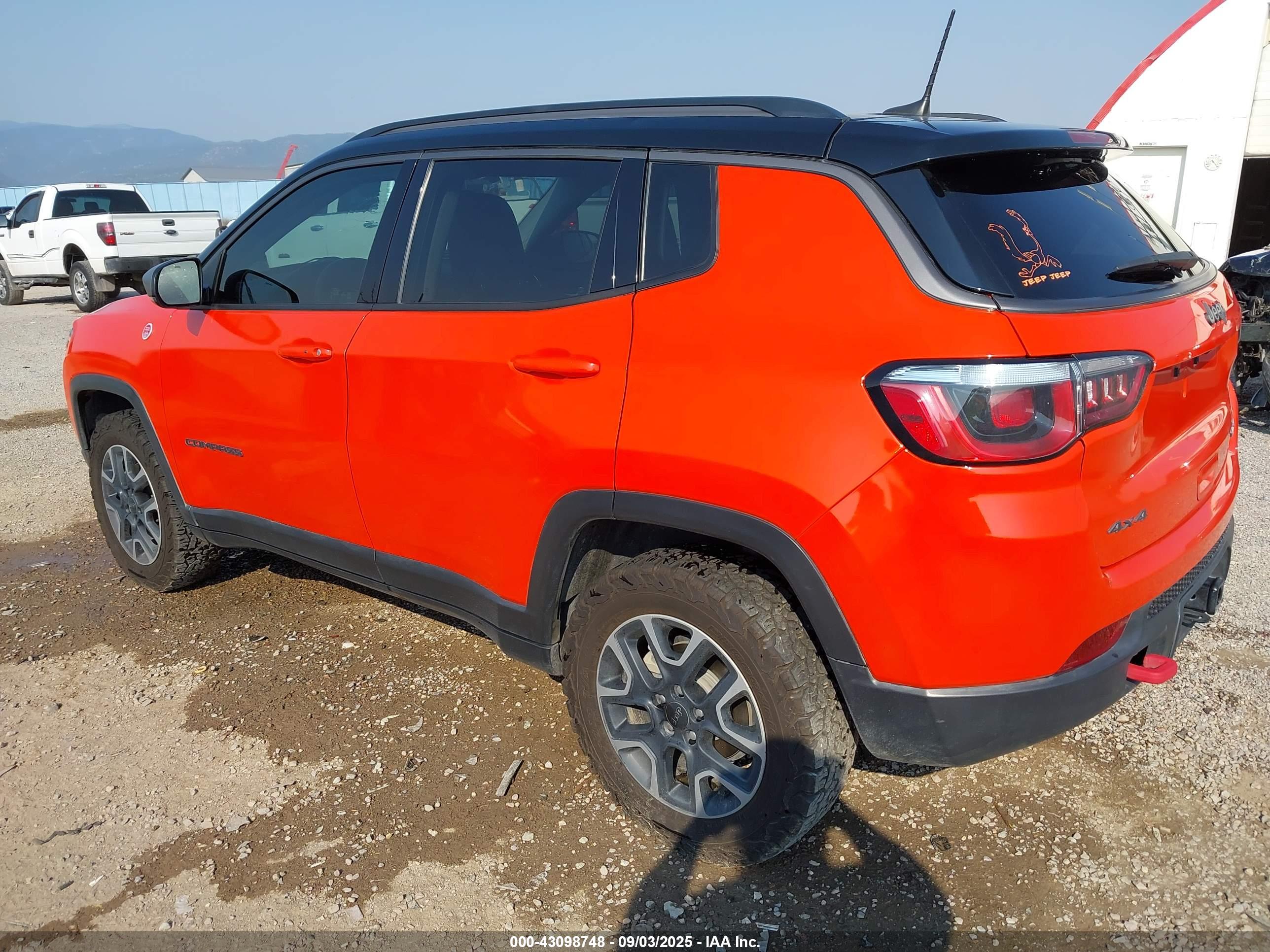JEEP COMPASS image 3