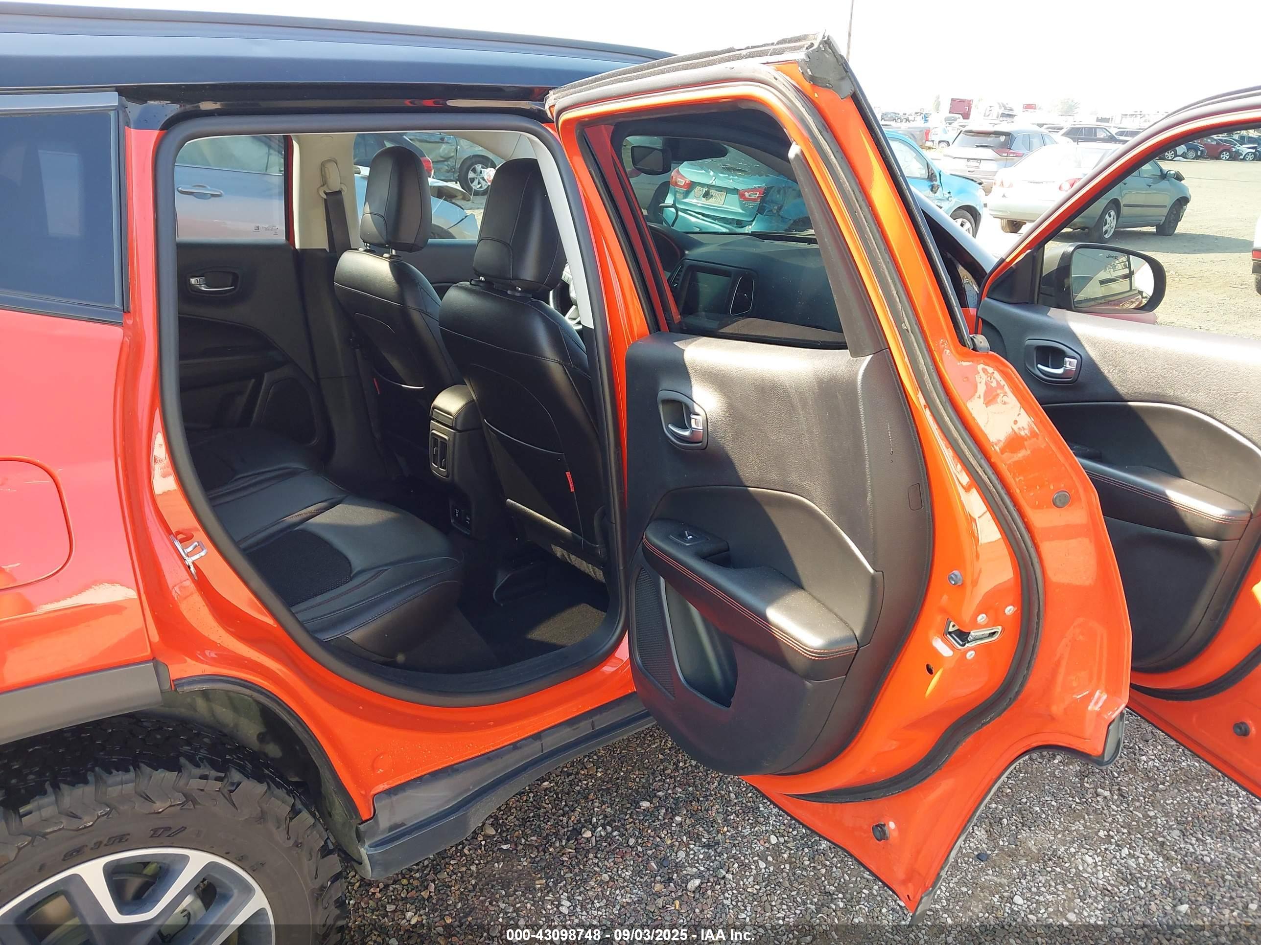 JEEP COMPASS image 8