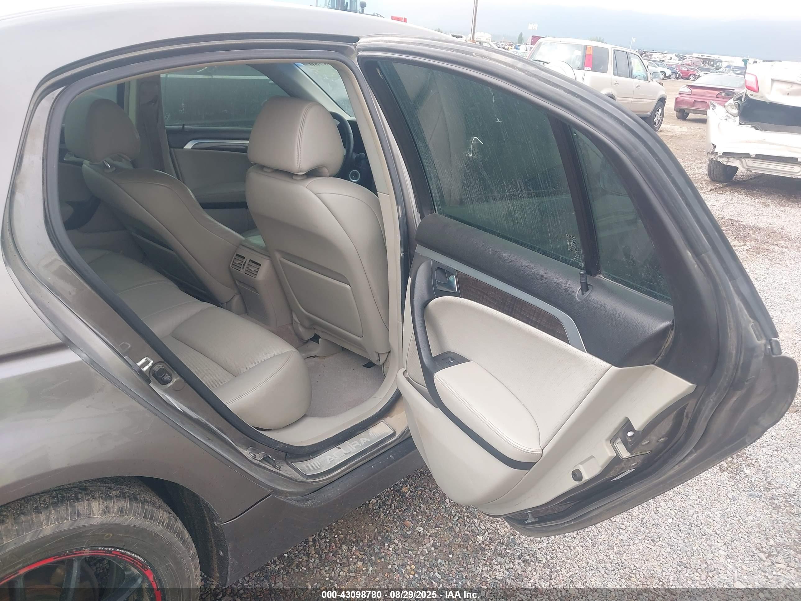 ACURA TL image 8