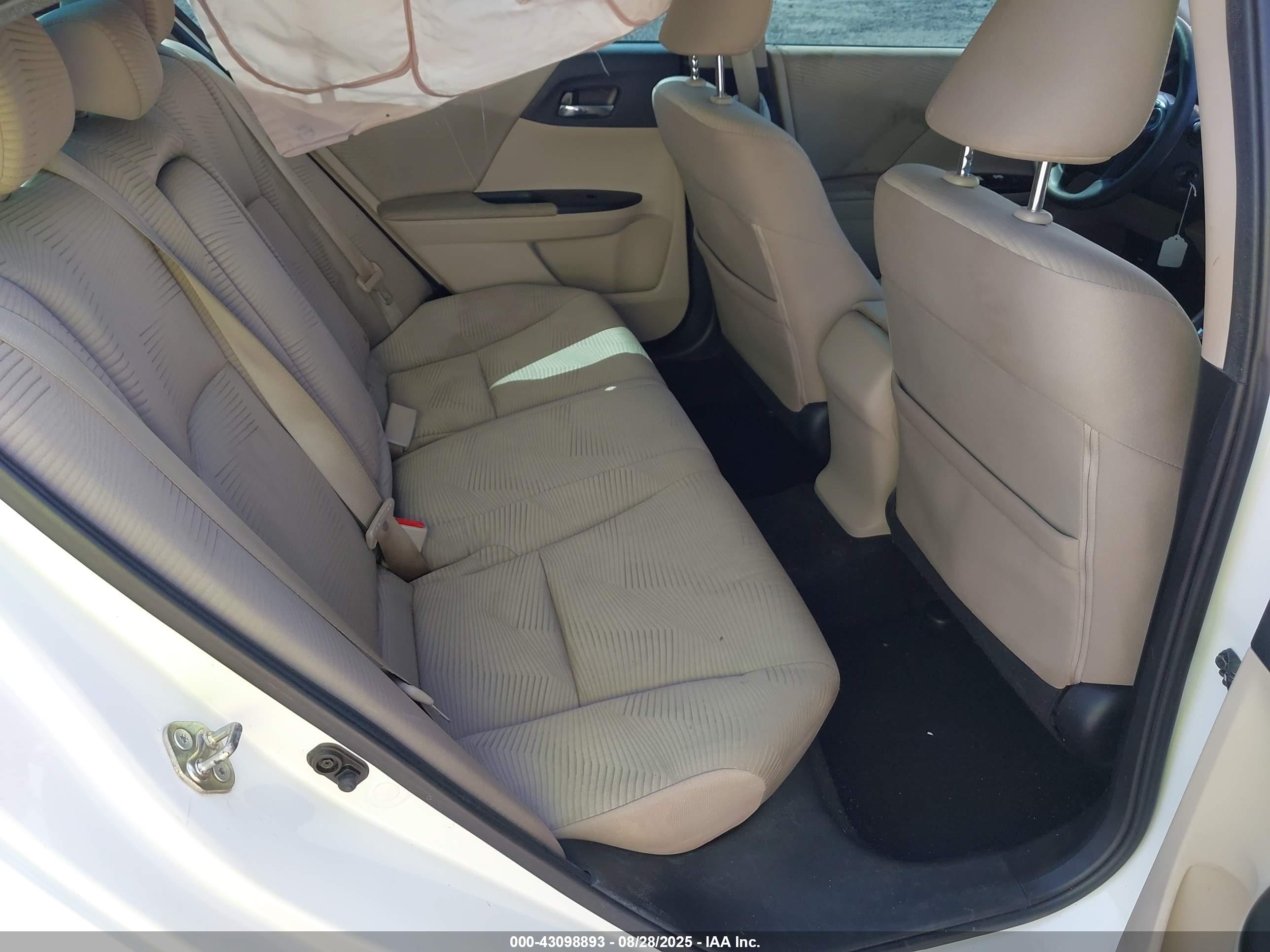 HONDA ACCORD image 8