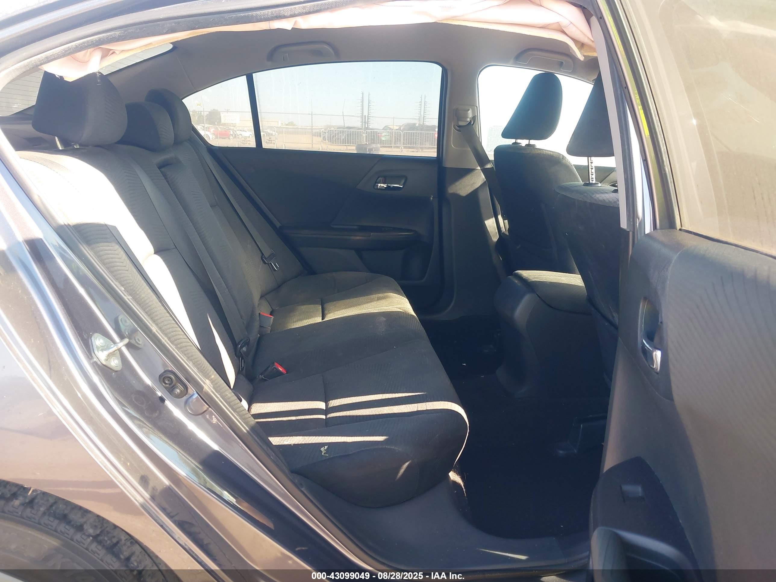 HONDA ACCORD image 8